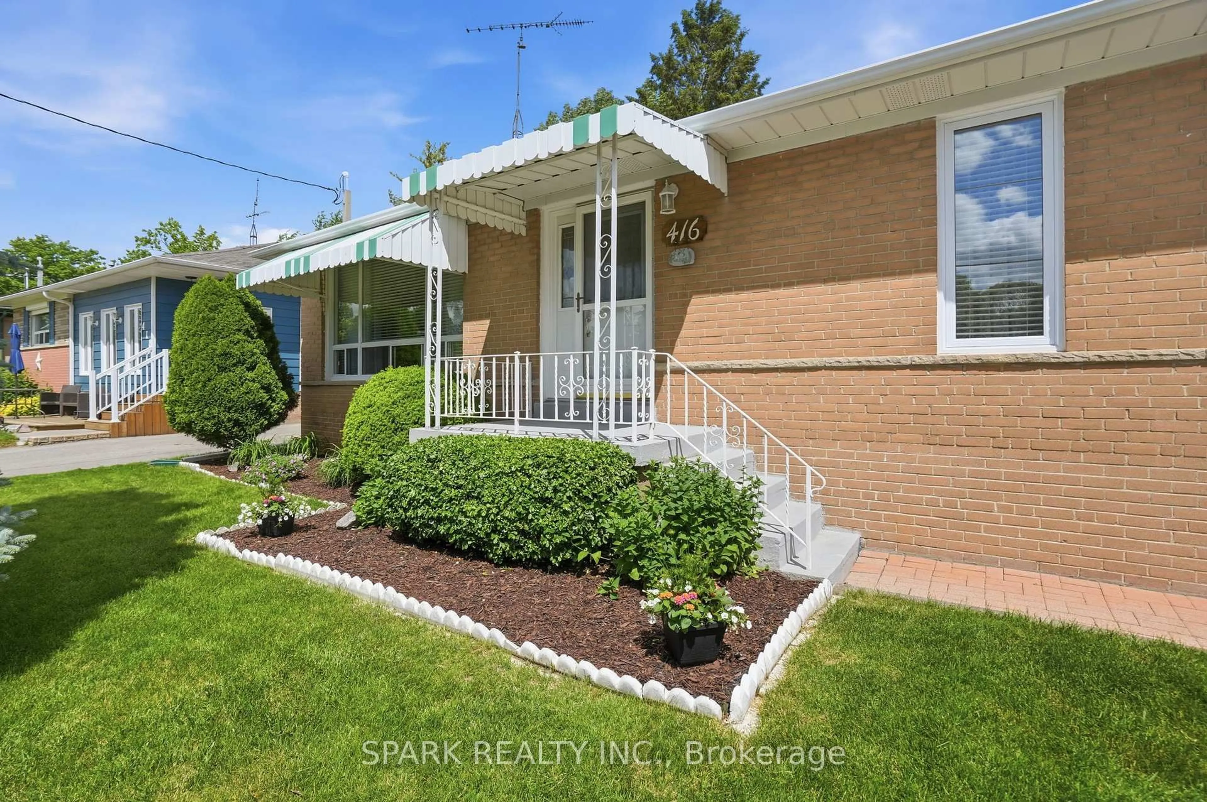 Home with brick exterior material, street for 416 Delrex Blvd, Halton Hills Ontario L7G 4H9
