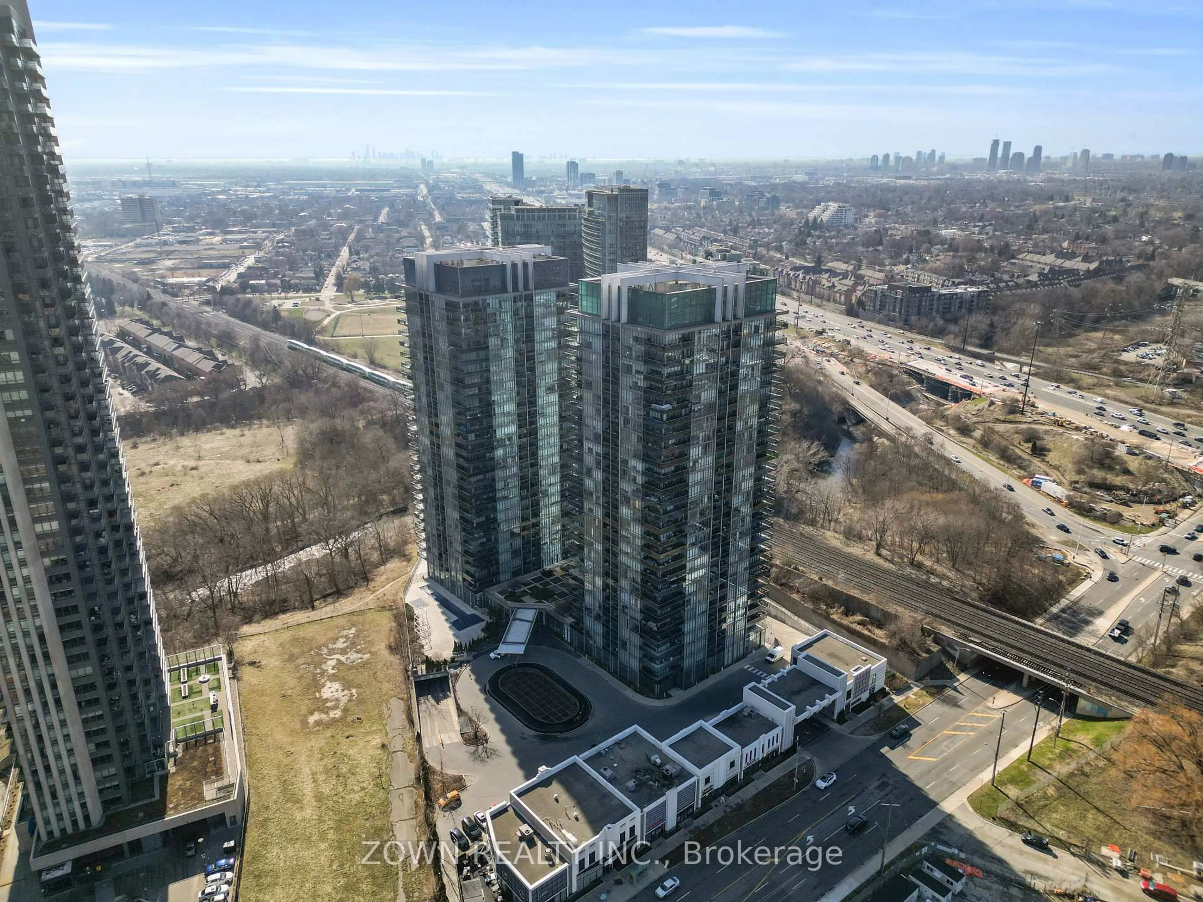 A pic from outside/outdoor area/front of a property/back of a property/a pic from drone, city buildings view from balcony for 88 Park Lawn Rd #1002, Toronto Ontario M8Y 0B5