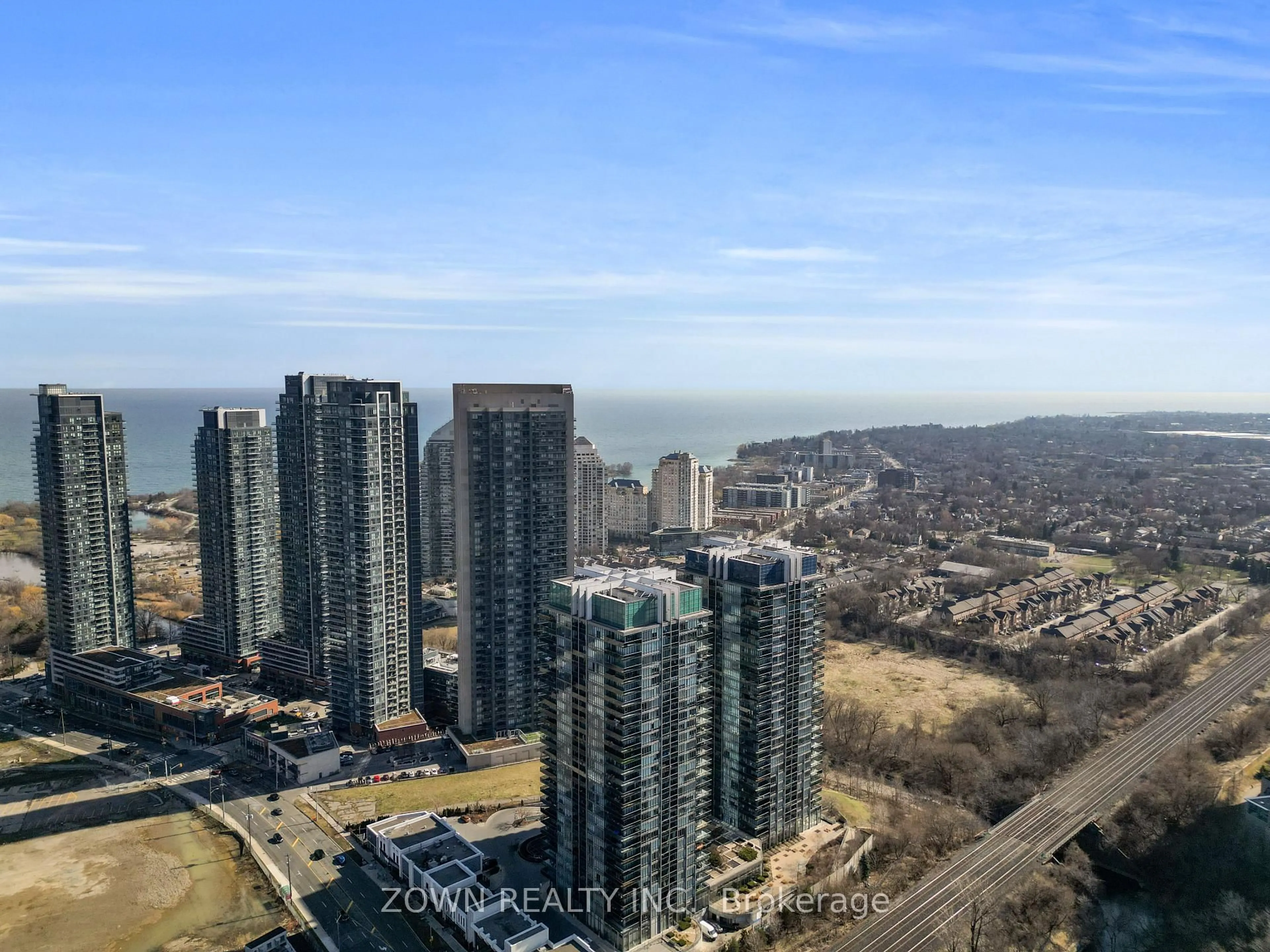 A pic from outside/outdoor area/front of a property/back of a property/a pic from drone, city buildings view from balcony for 88 Park Lawn Rd #1002, Toronto Ontario M8Y 0B5