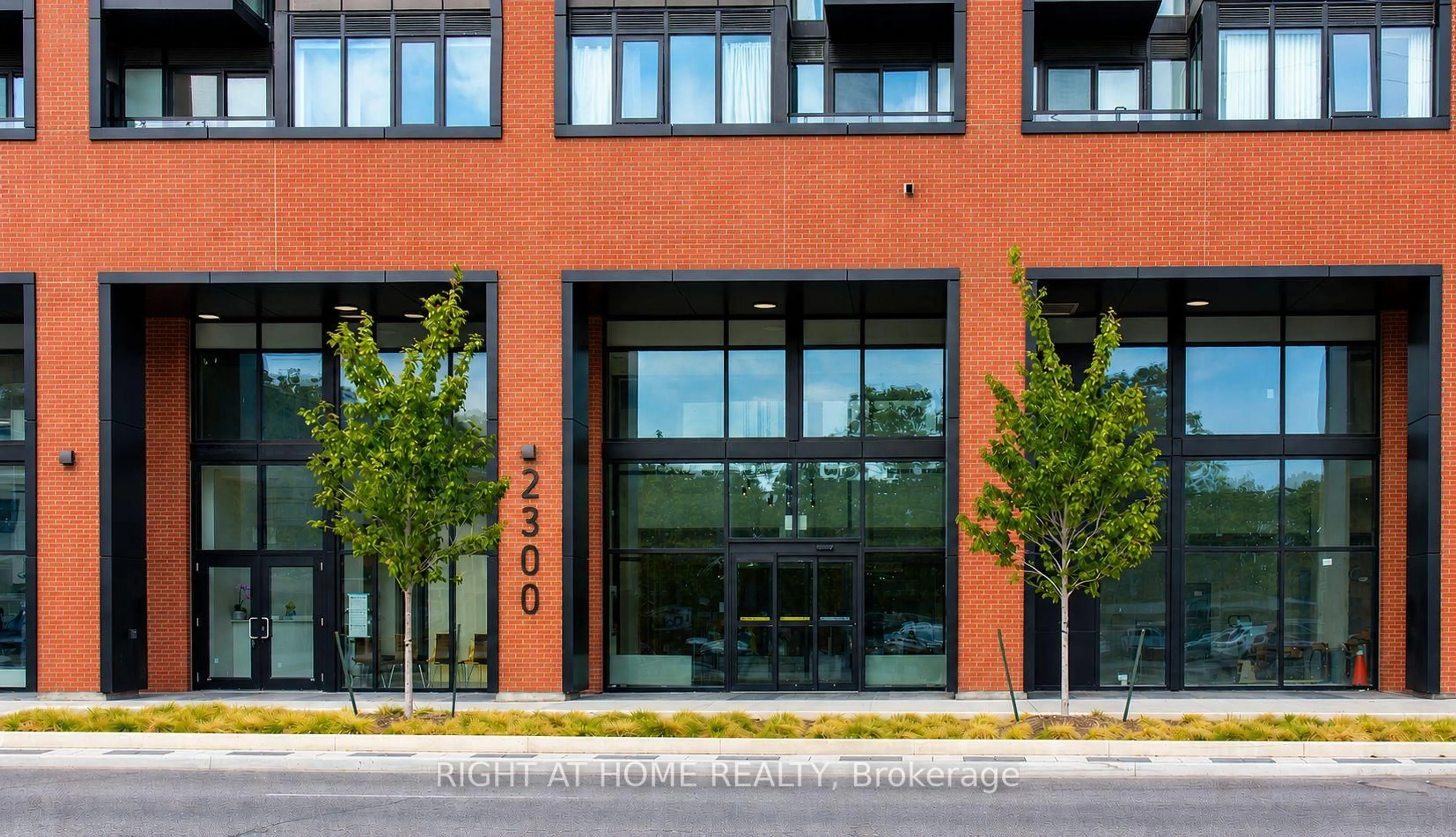 Indoor foyer for 2300 St Clair Ave #107, Toronto Ontario M6N 1K8