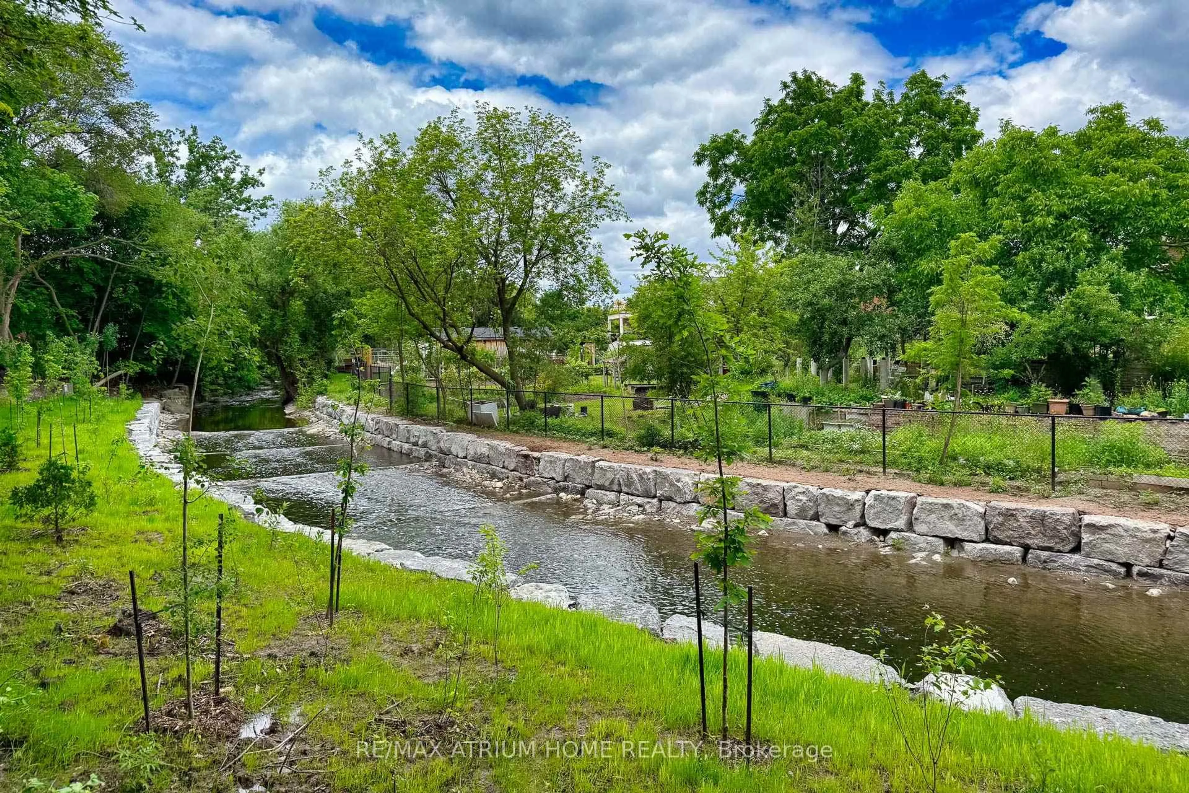 Patio, water/lake/river/ocean view for 2145 Sherobee Rd #48, Mississauga Ontario L5A 3G8
