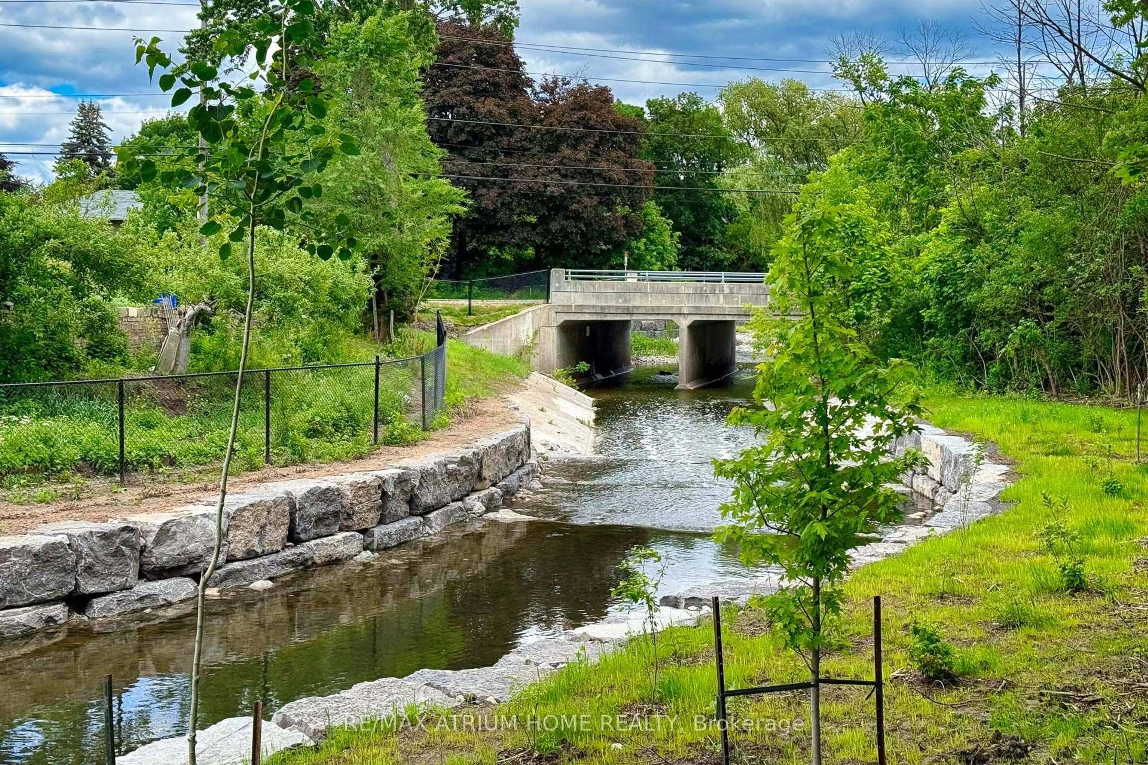 Unknown for 2145 Sherobee Rd #48, Mississauga Ontario L5A 3G8