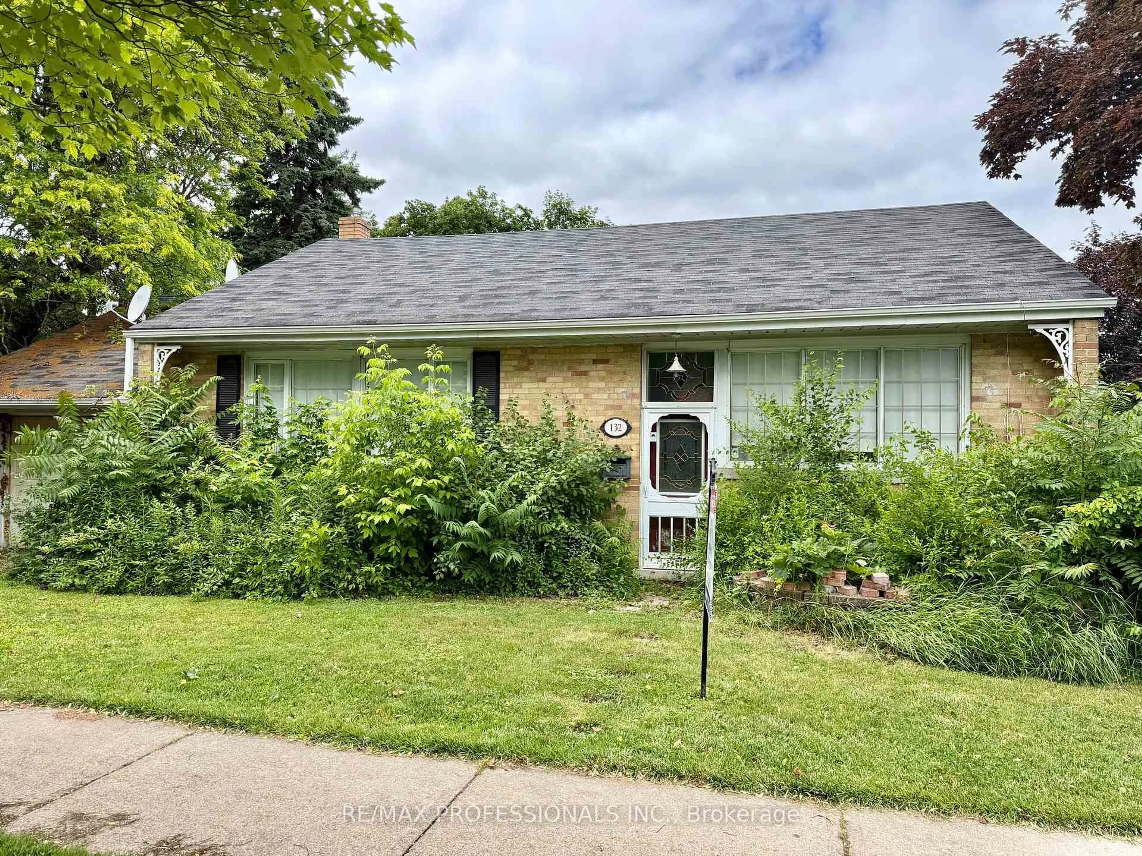 Home with brick exterior material, street for 132 Rathburn Rd, Toronto Ontario M9B 2K8