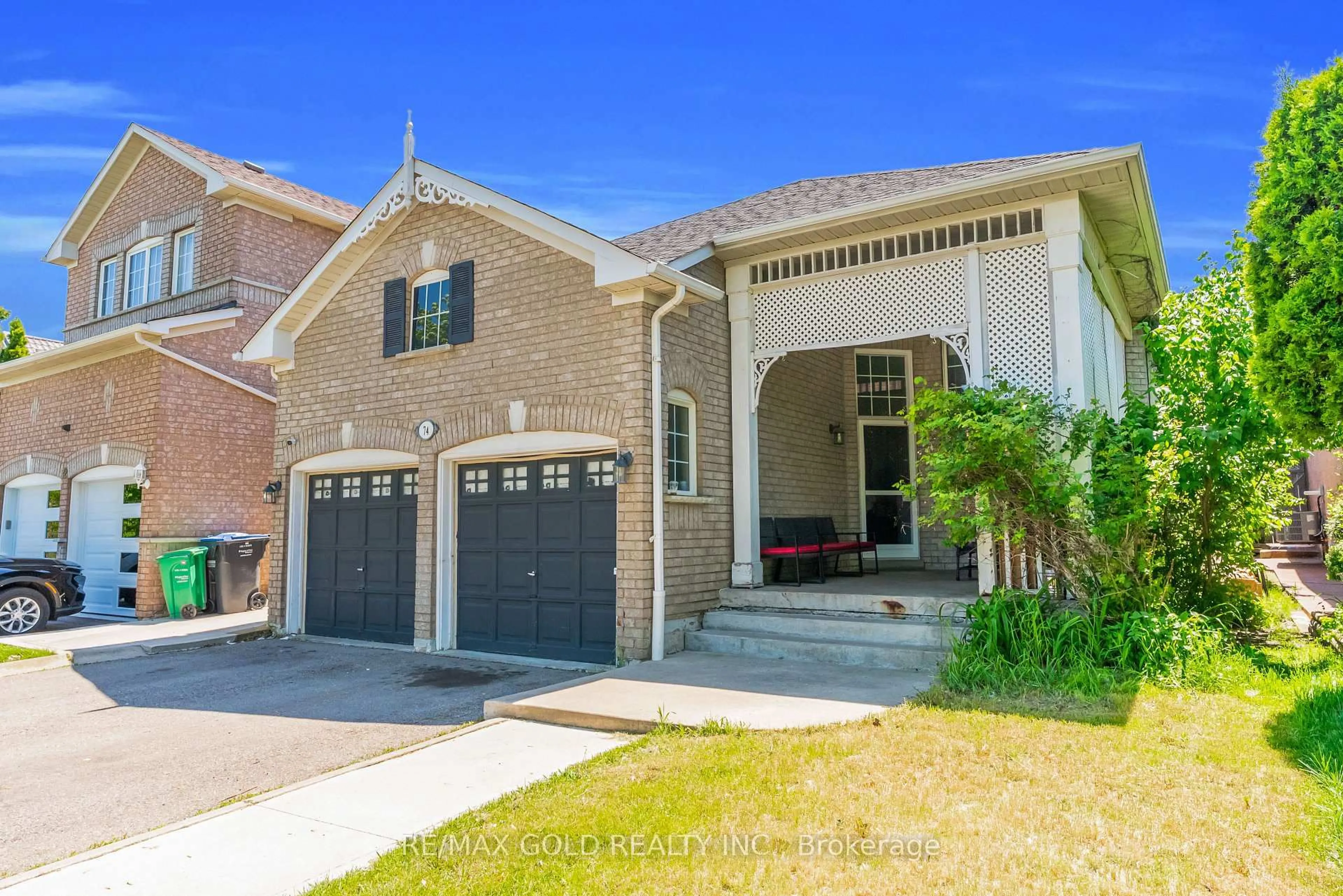Home with brick exterior material, street for 74 Fletcher's creek Blvd, Brampton Ontario L6X 4T1