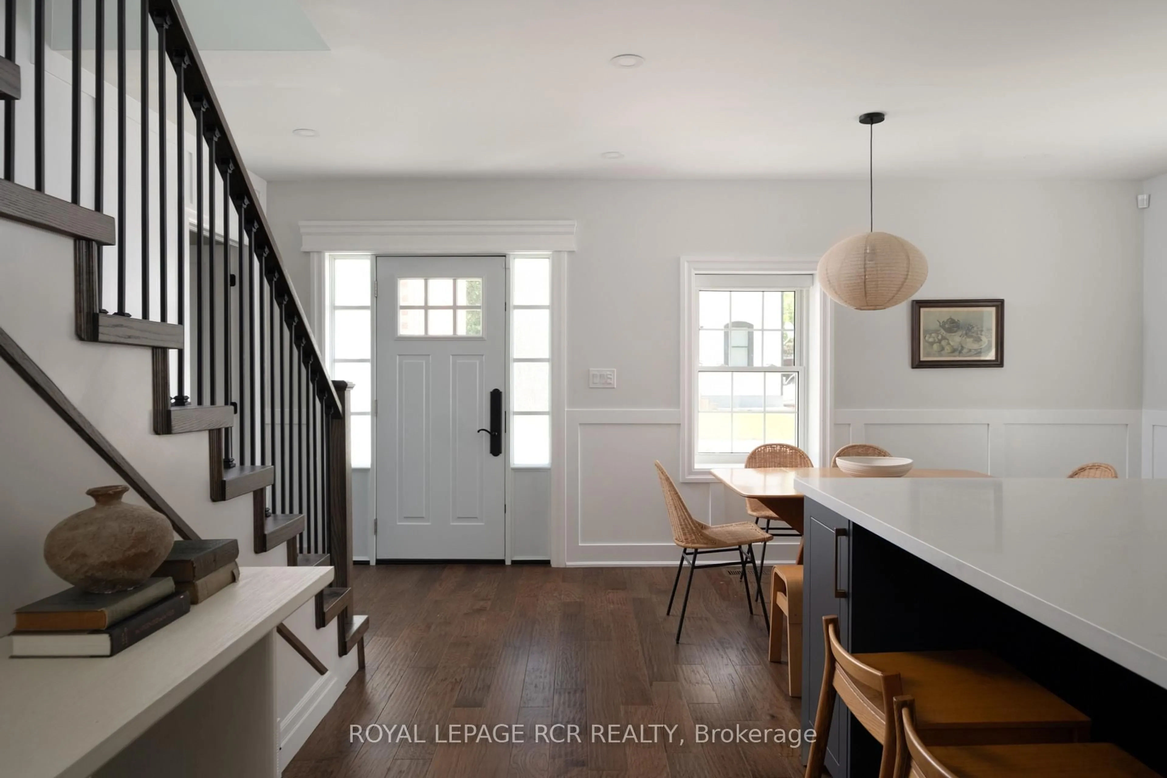 Open concept kitchen, unknown for 90 Mill St, Orangeville Ontario L9W 2M7
