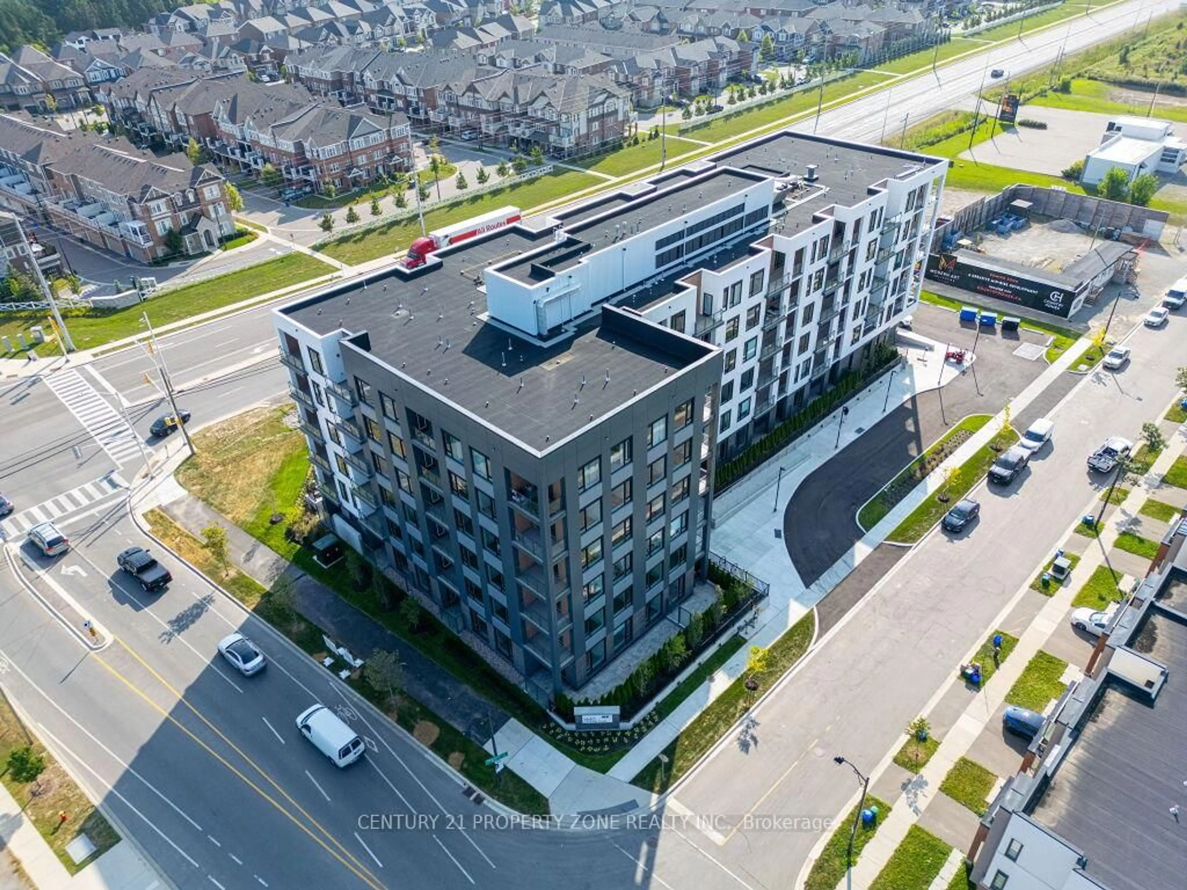 A pic from outside/outdoor area/front of a property/back of a property/a pic from drone, building for 1440 Clarriage Crt #507, Milton Ontario L9E 1B3