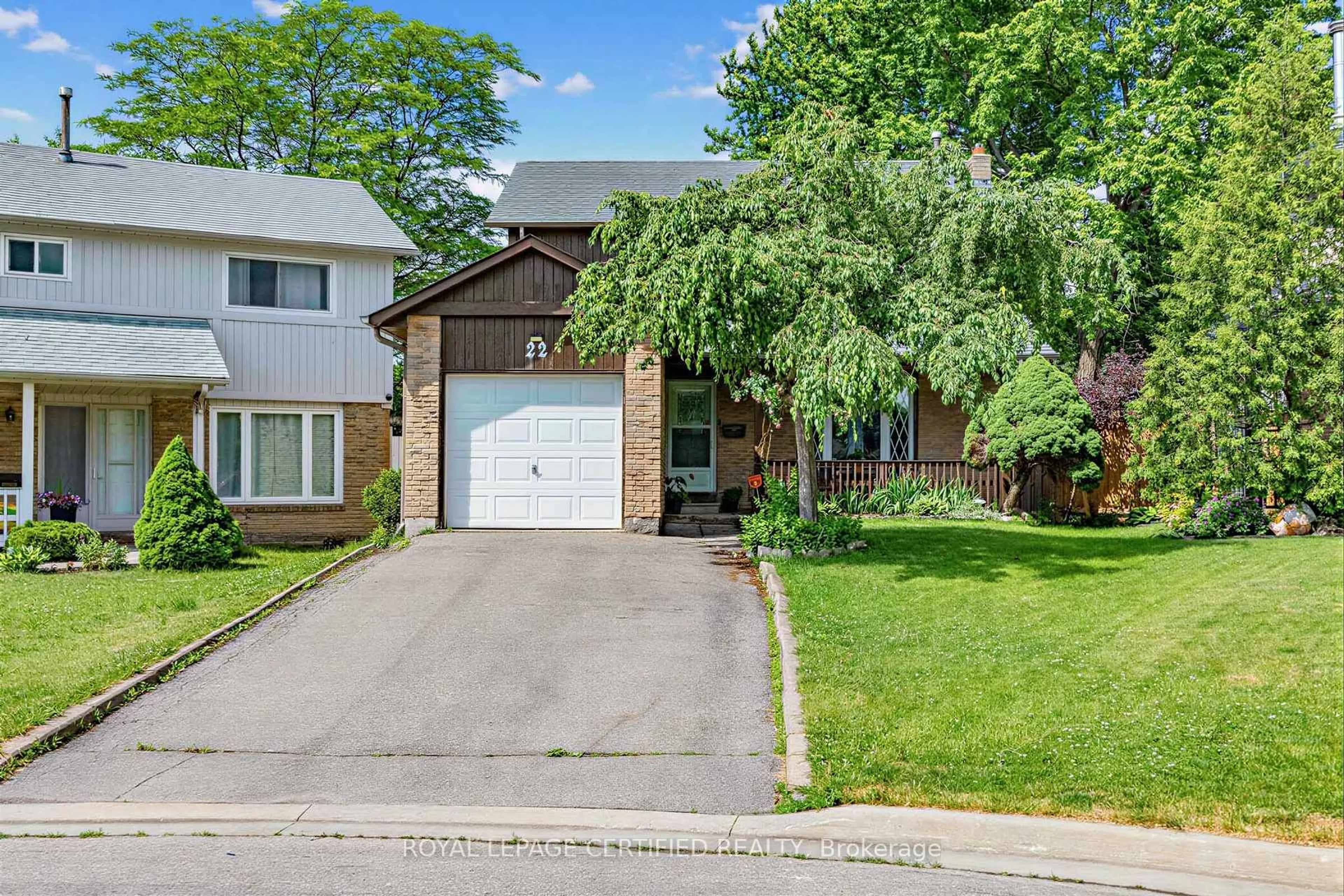 Unknown for 22 Borden Hill Crt, Brampton Ontario L6S 3K7