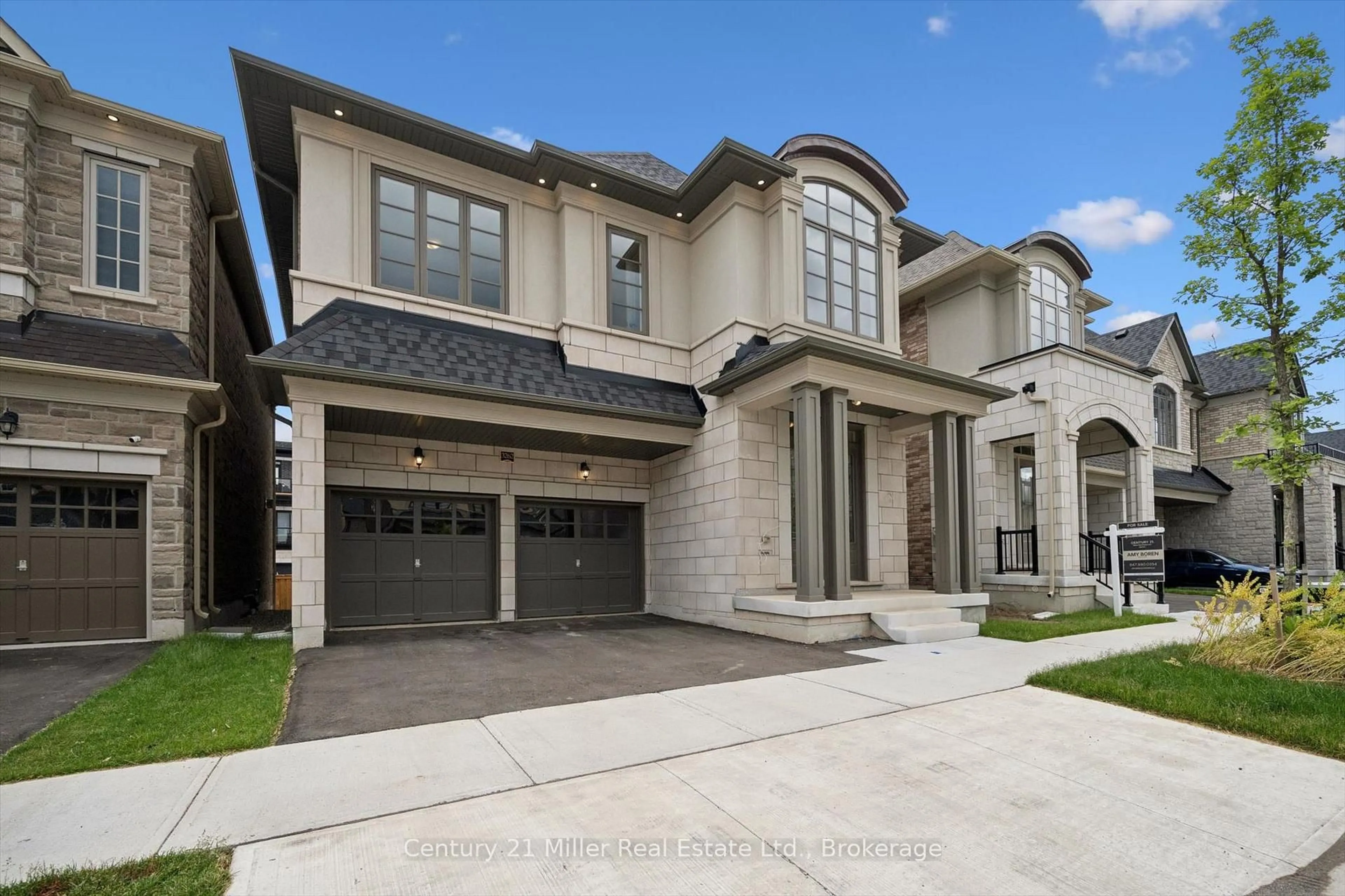Home with brick exterior material, street for 3262 Millicent Ave, Oakville Ontario L6H 0V8