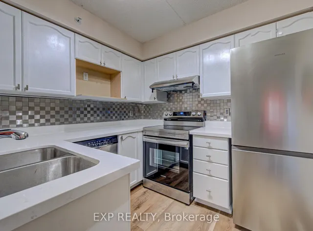 1490 Bishops Gate #106, Oakville 5