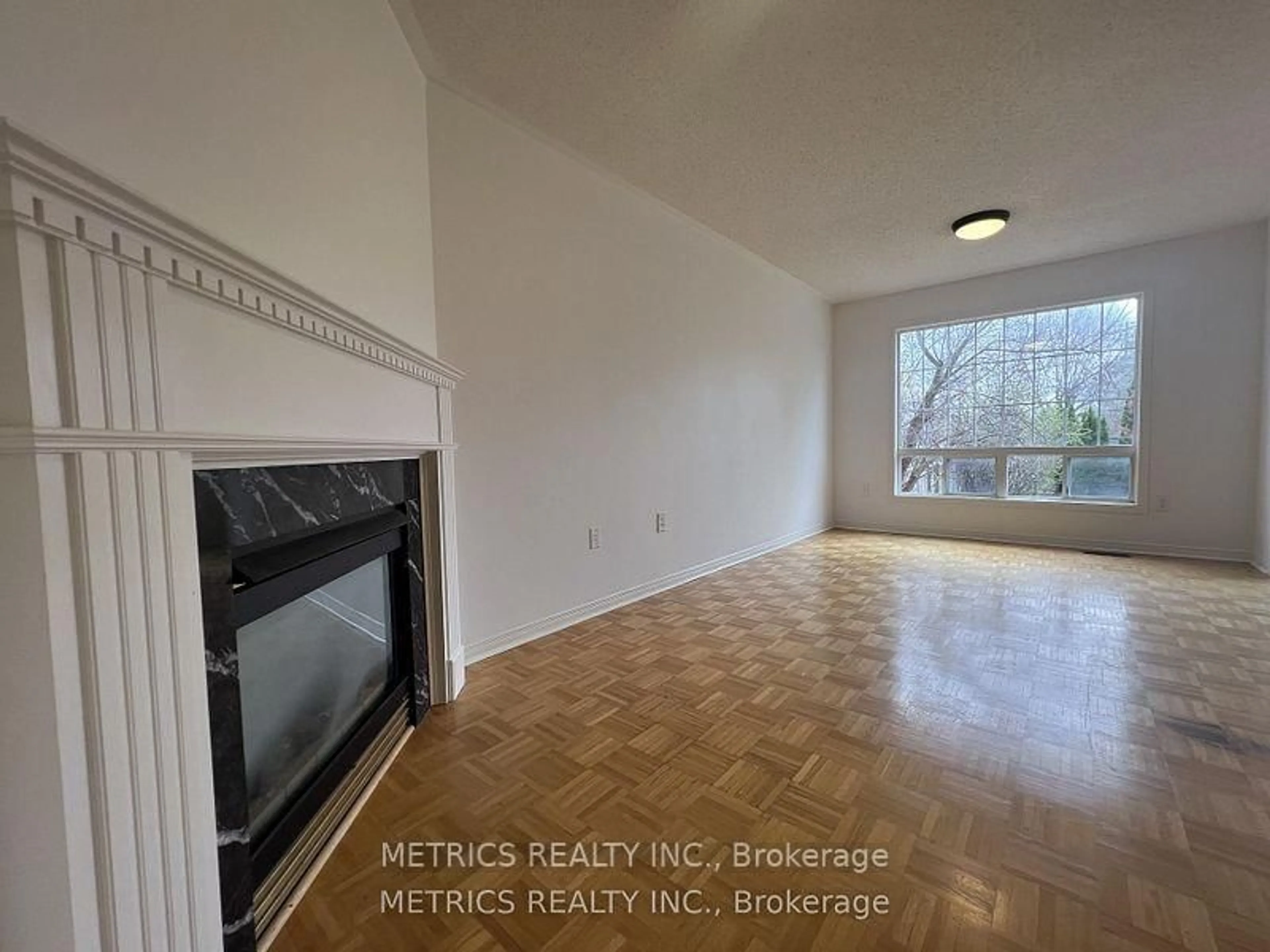 A pic of a room for 55 Frank Johnston Rd, Caledon Ontario L7E 2L6
