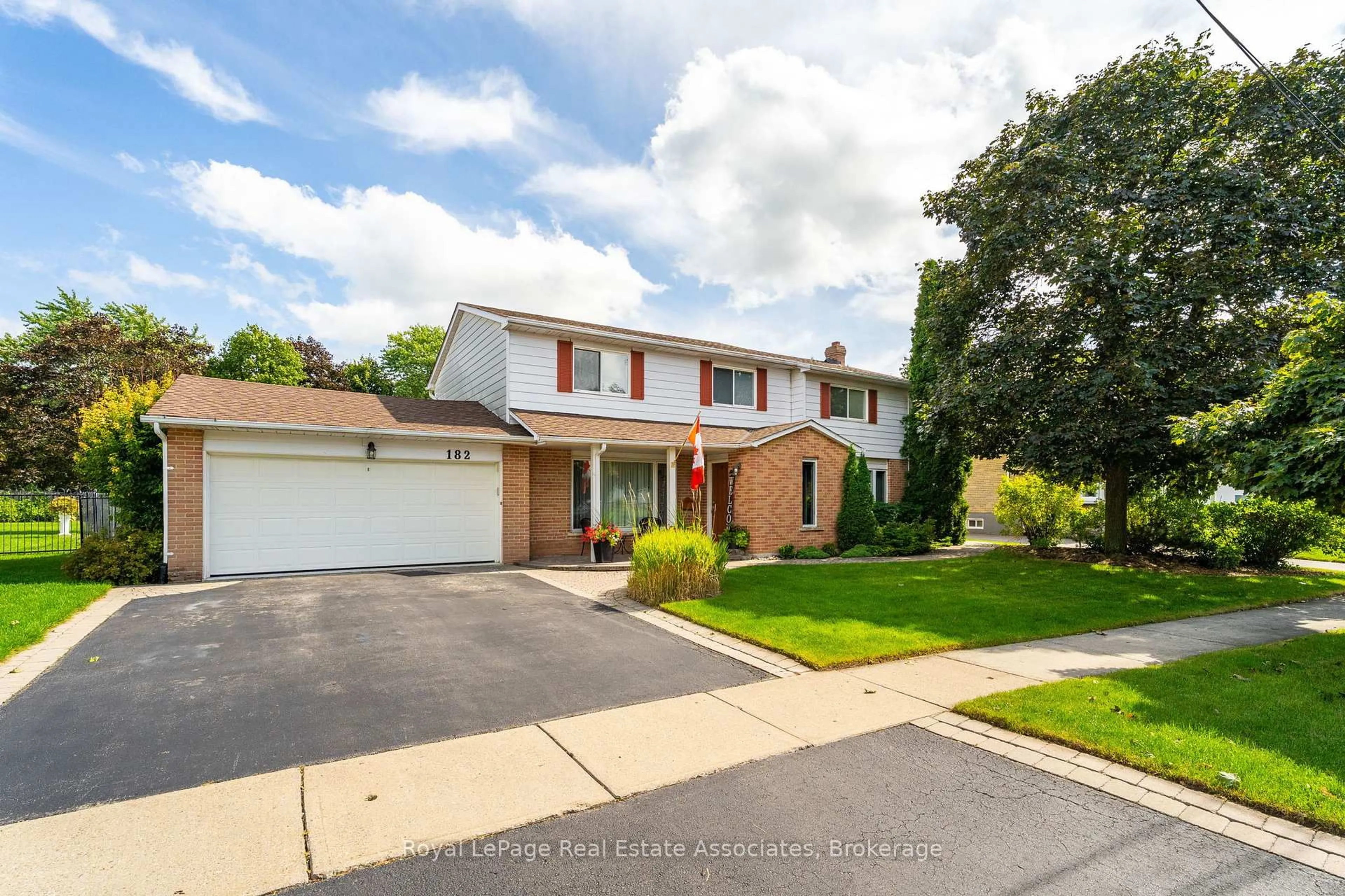 Home with brick exterior material, street for 182 Rexway Dr, Halton Hills Ontario L7G 1S3