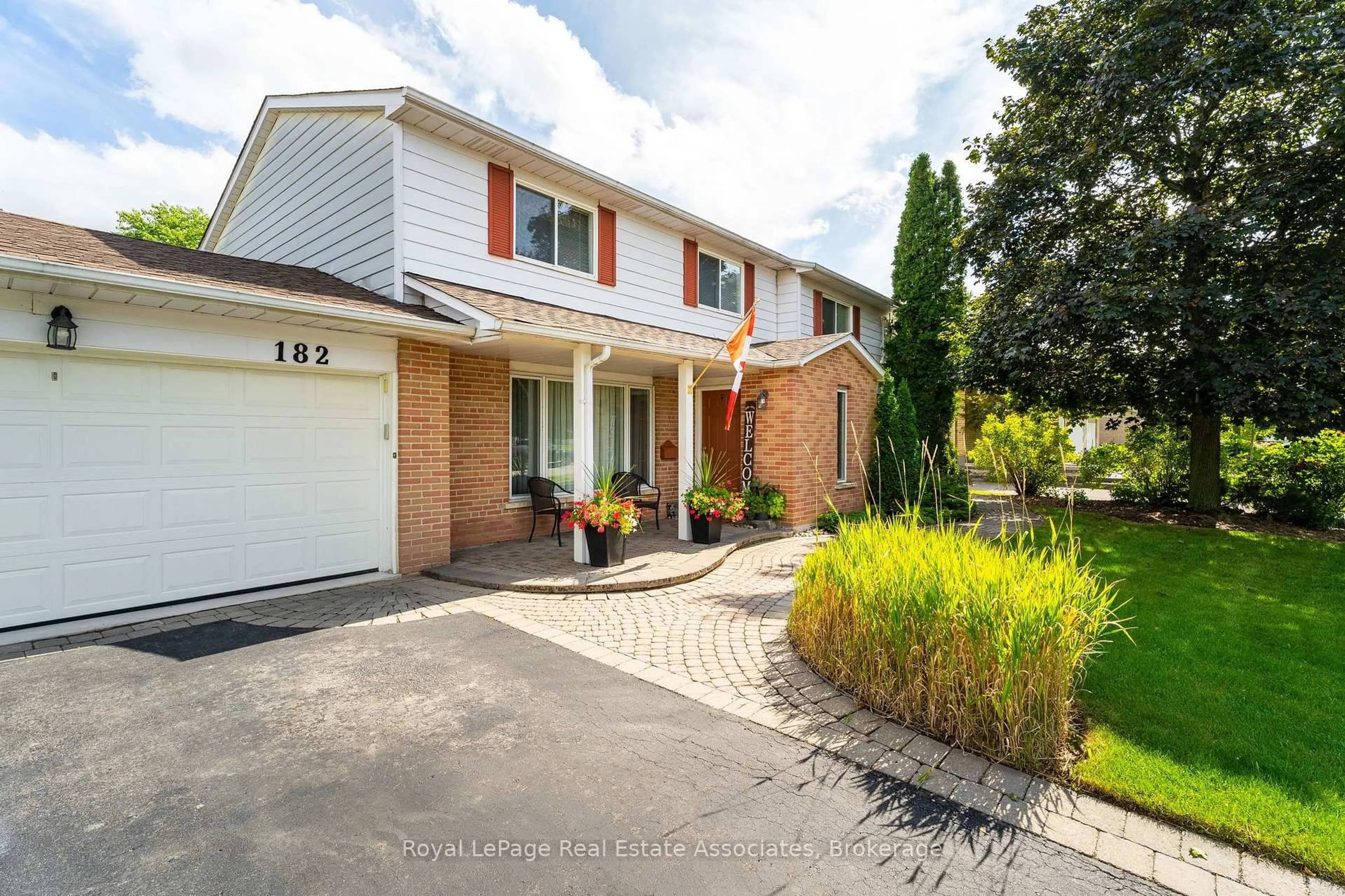 Home with brick exterior material, street for 182 Rexway Dr, Halton Hills Ontario L7G 1S3