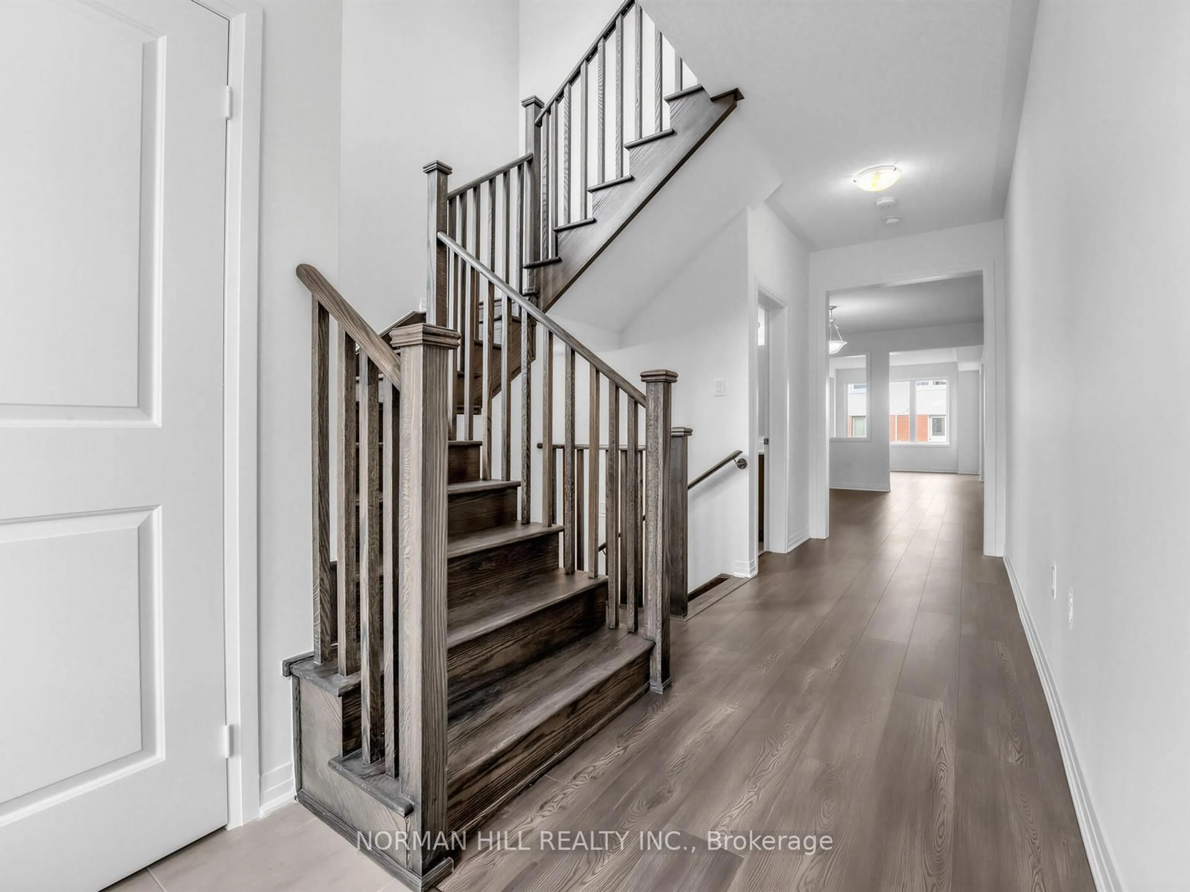 Unknown for 8 Guildhouse Dr, Brampton Ontario L7A 4W5