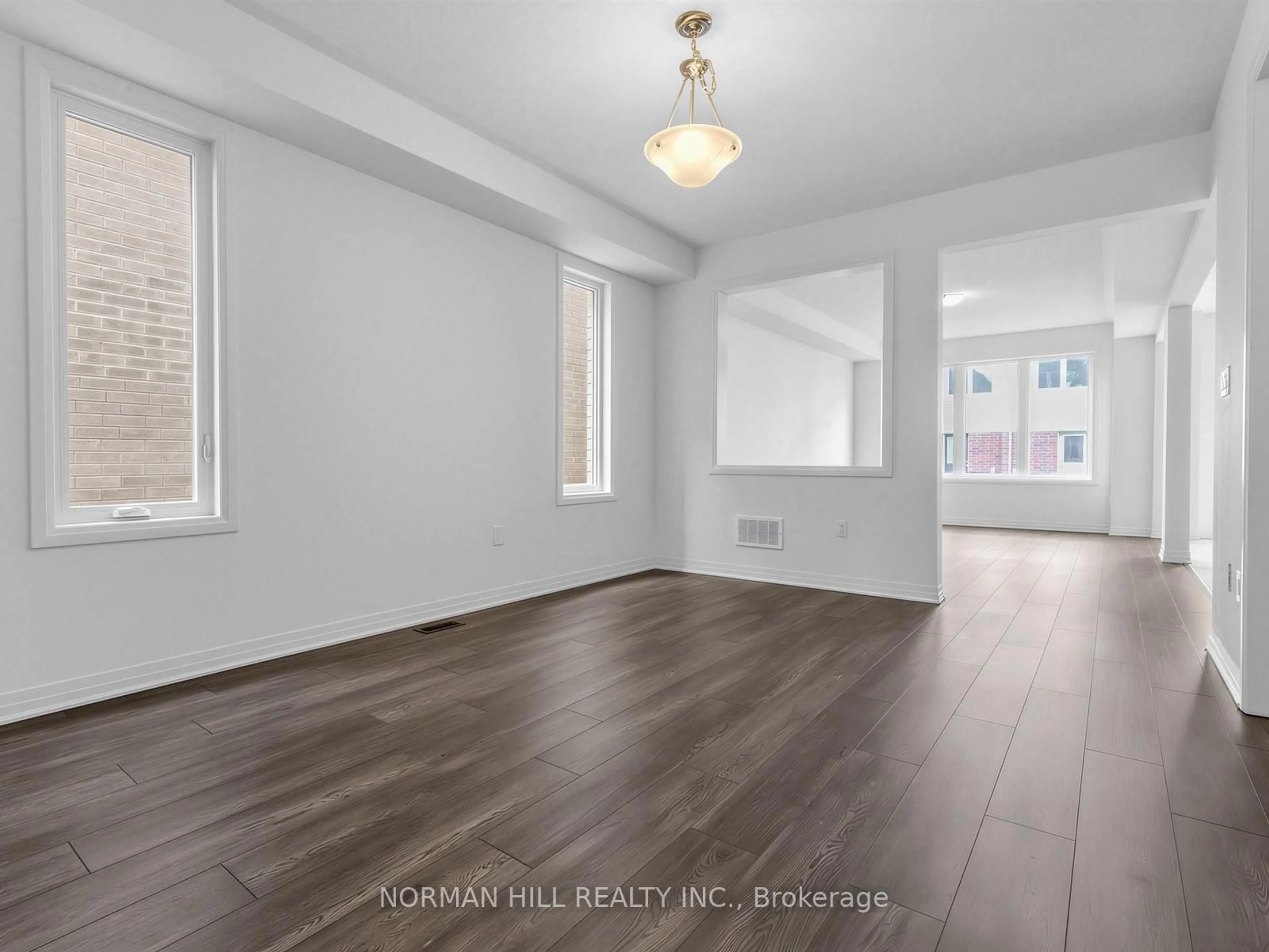 A pic of a room for 8 Guildhouse Dr, Brampton Ontario L7A 4W5