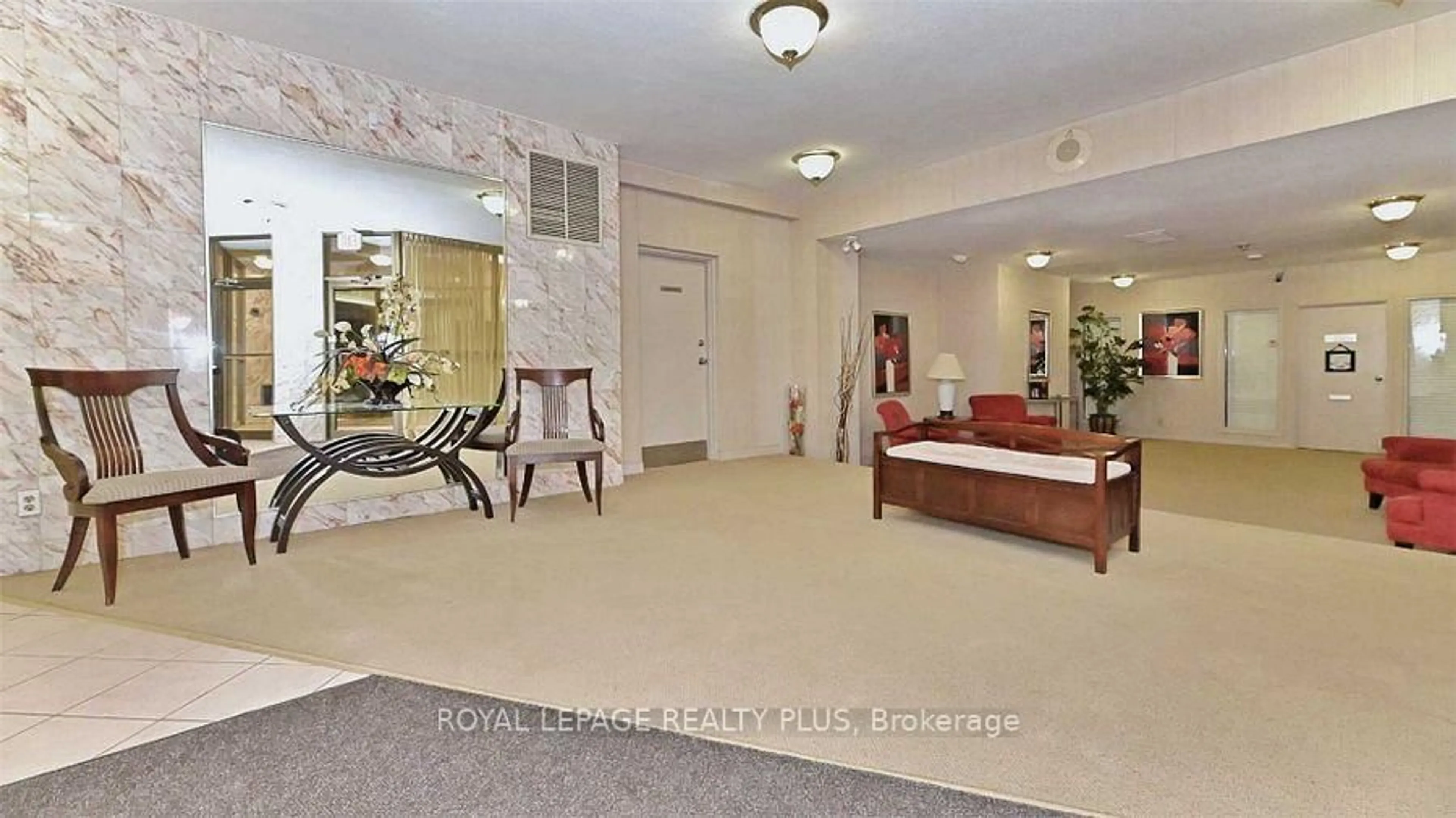 Unknown for 2323 Confederation Pkwy #408, Mississauga Ontario L5B 1R6