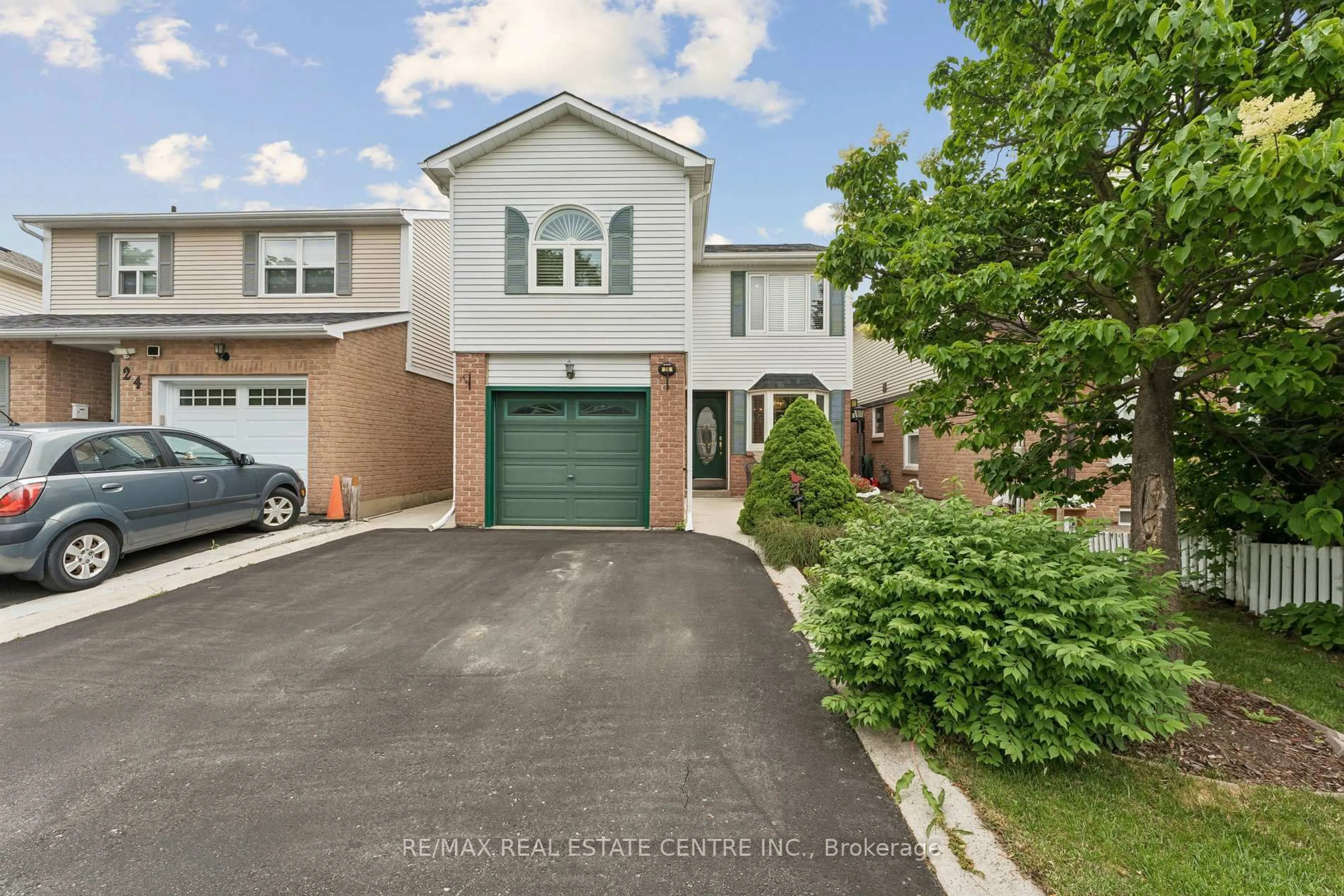 Unknown for 26 Jameson Cres, Brampton Ontario L6S 3W3