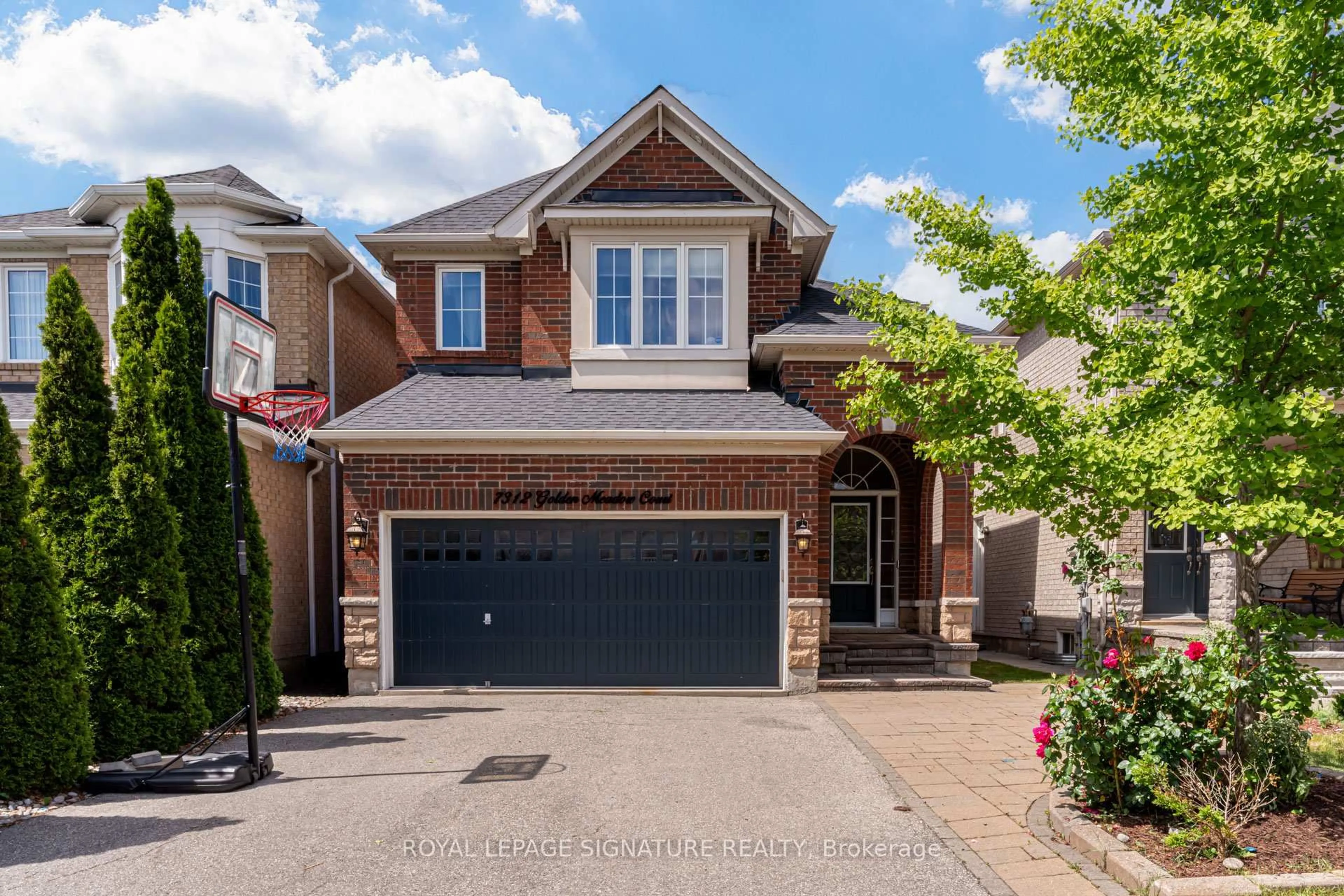 Home with brick exterior material, street for 7312 Golden Meadow Crt, Mississauga Ontario L5W 0B8