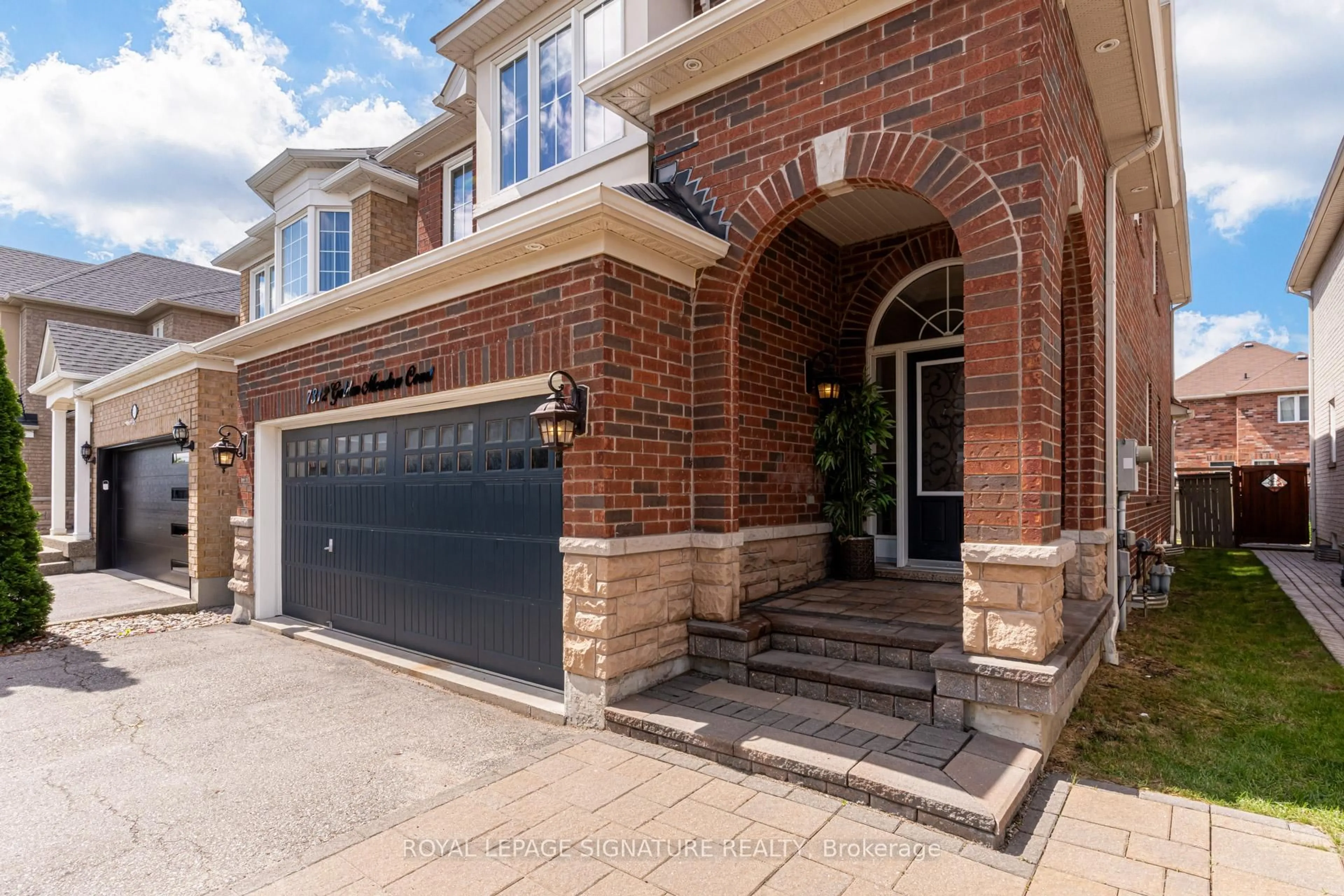 Home with brick exterior material, street for 7312 Golden Meadow Crt, Mississauga Ontario L5W 0B8