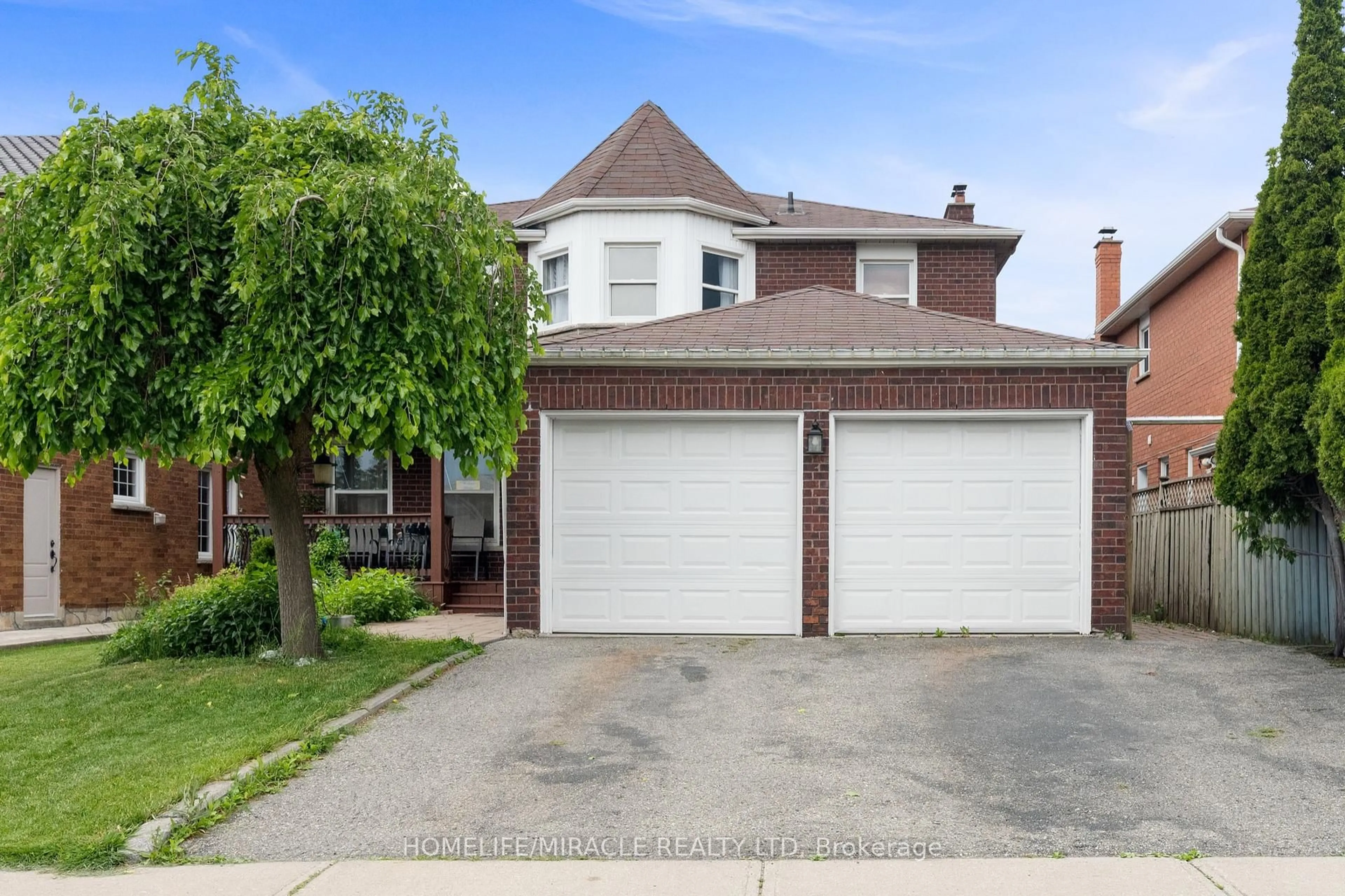 Home with brick exterior material, street for 29 Nasmith St, Brampton Ontario L6S 4Y7