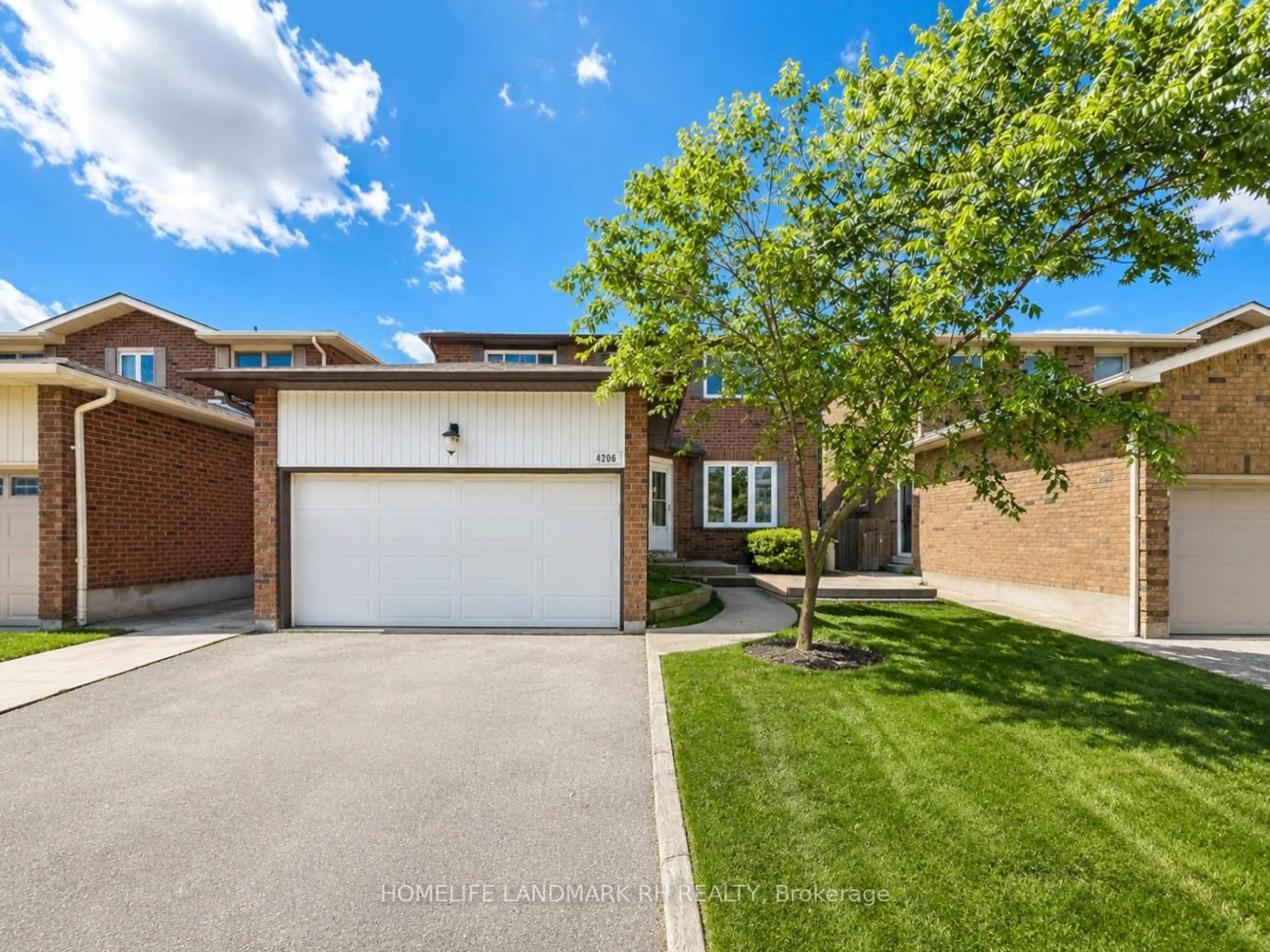 Home with brick exterior material, street for 4206 Murray Hill Cres, Mississauga Ontario L5C 4J6