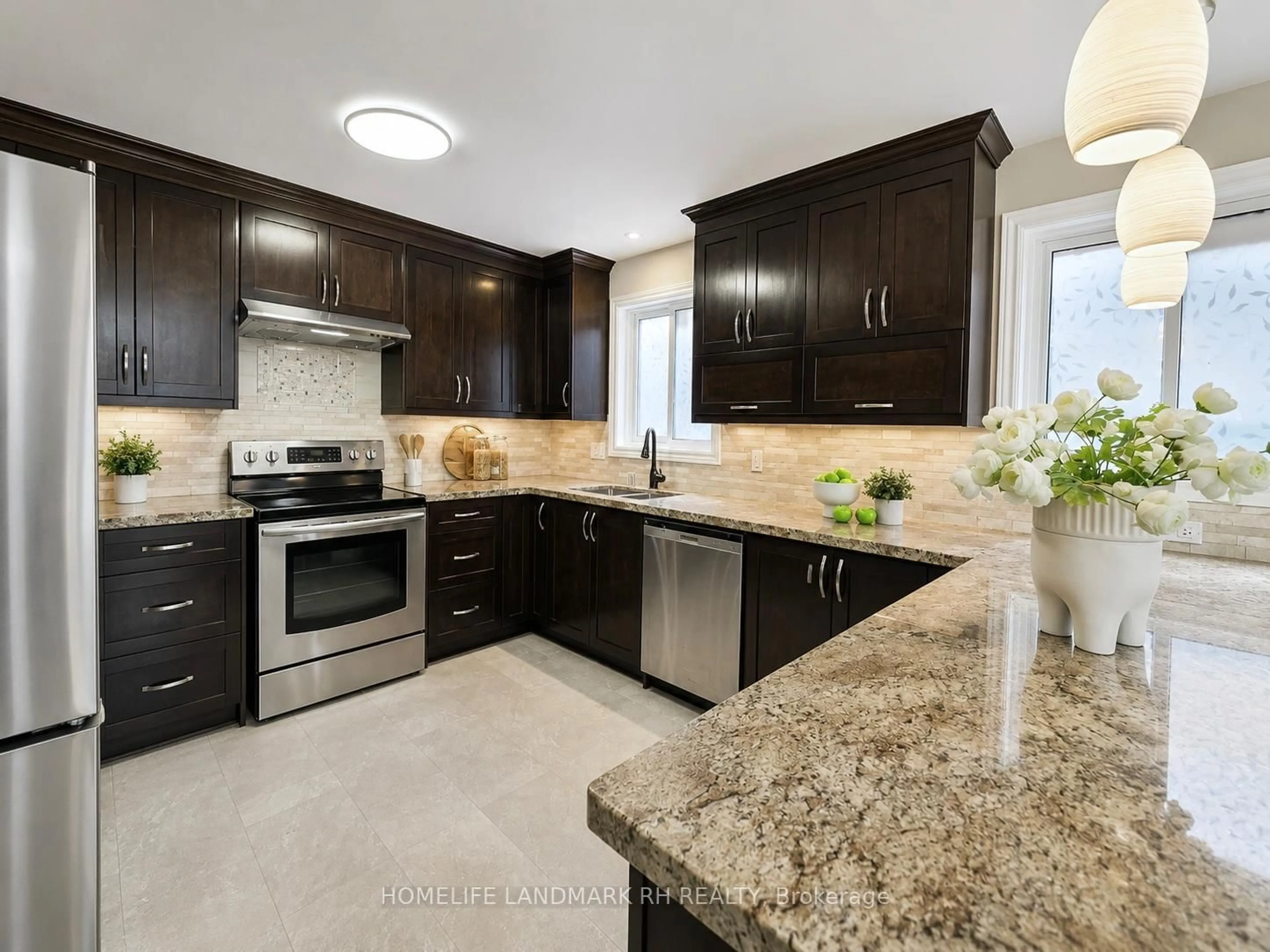 Contemporary kitchen, ceramic/tile floor for 4206 Murray Hill Cres, Mississauga Ontario L5C 4J6