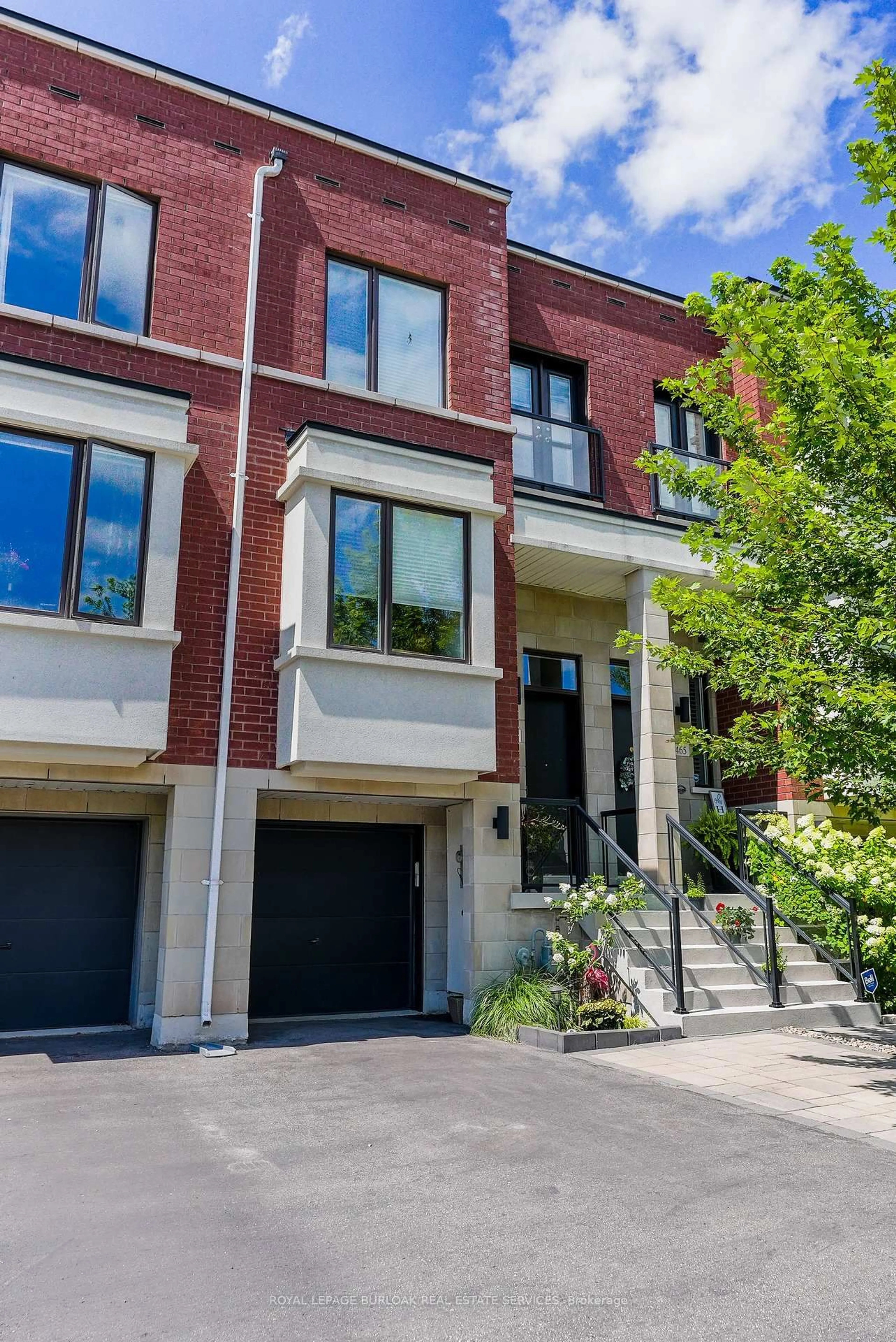 Home with brick exterior material, street for 467 Nautical Blvd, Oakville Ontario L6L 0E8