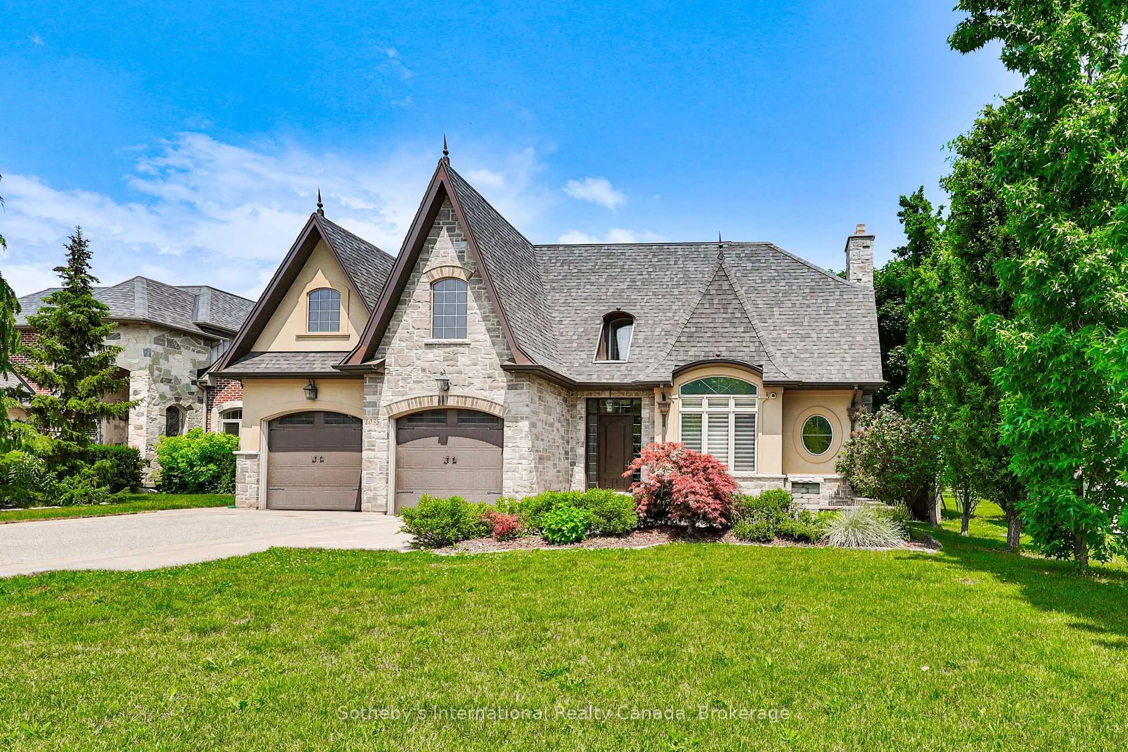 Home with brick exterior material, street for 1035 Truman Ave, Oakville Ontario L6H 1Y7