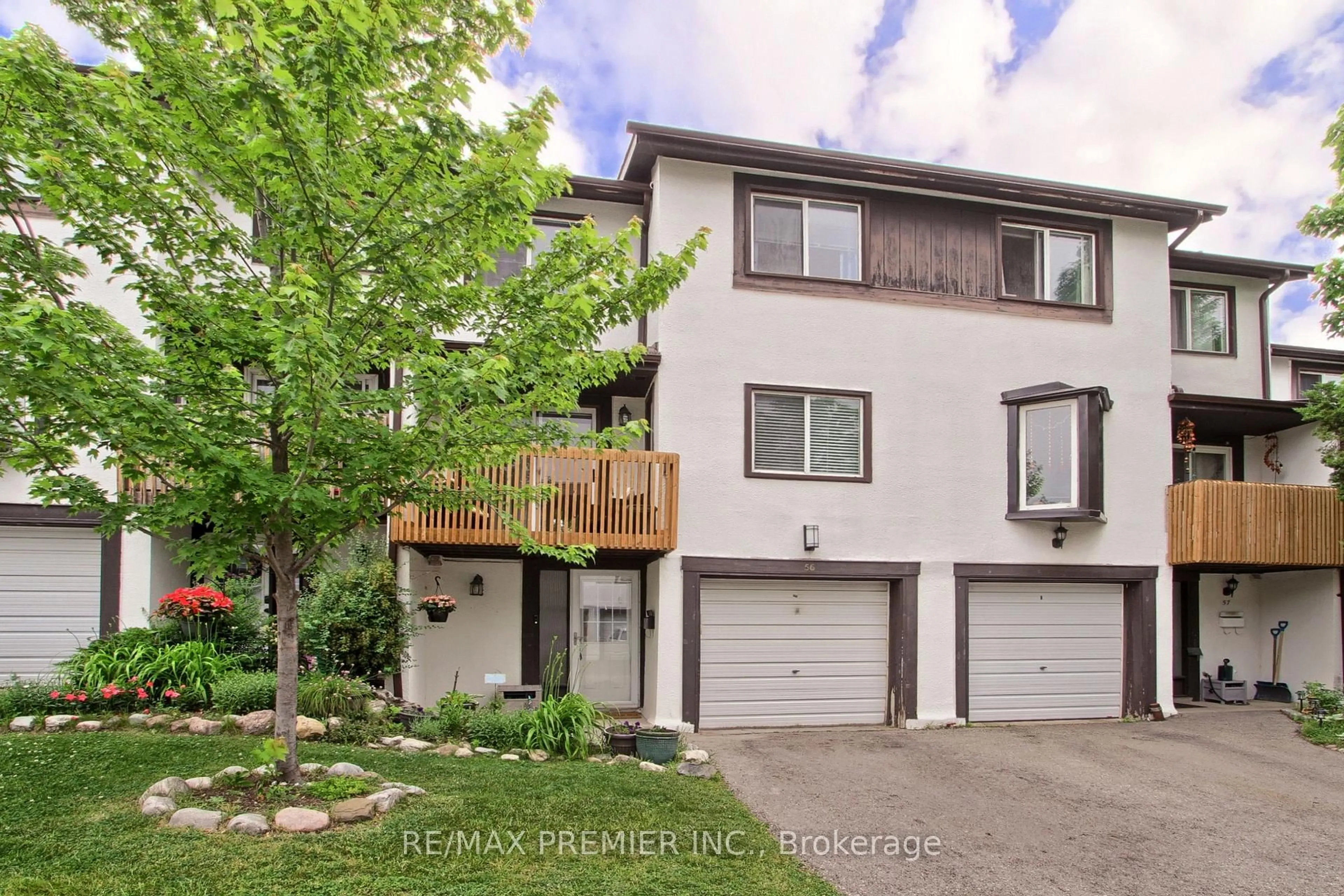 A pic from outside/outdoor area/front of a property/back of a property/a pic from drone, street for 2651 Aquitaine Ave #56, Mississauga Ontario L5N 1V5