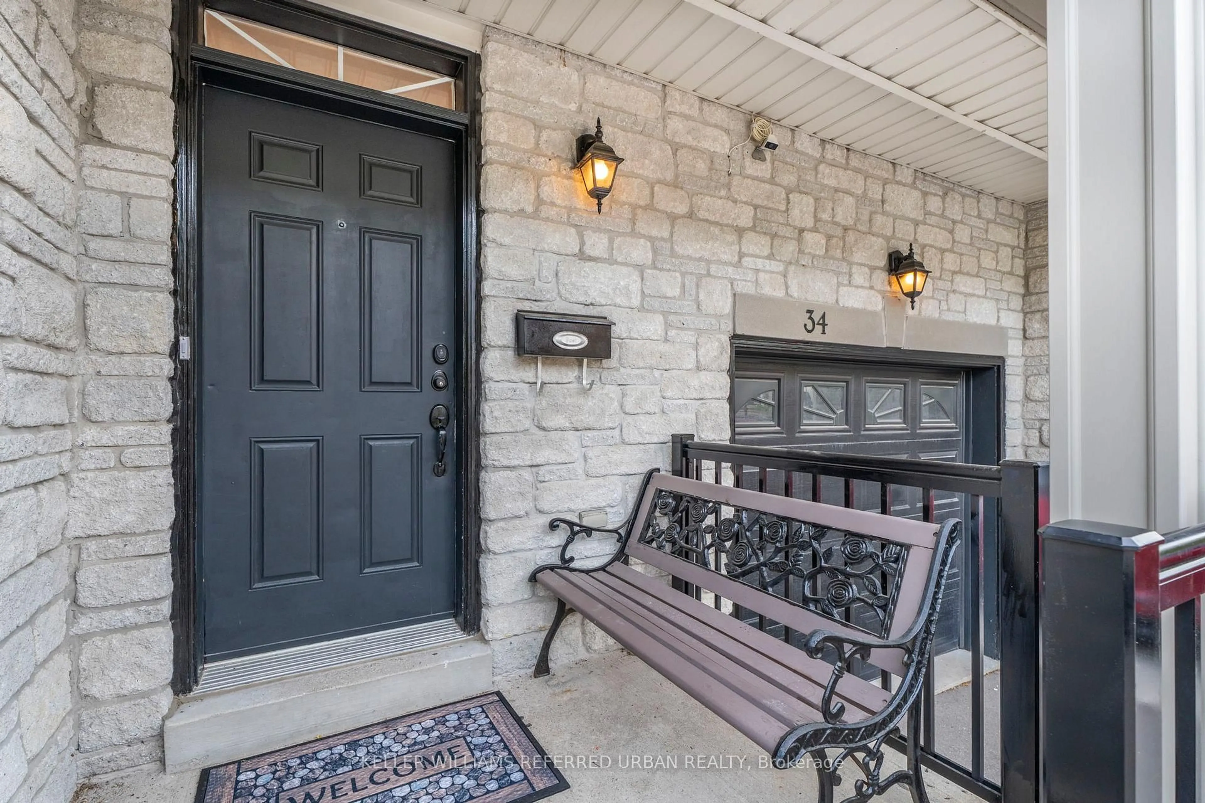 Indoor entryway for 34 Lambrinos Lane, Toronto Ontario M3N 0A1