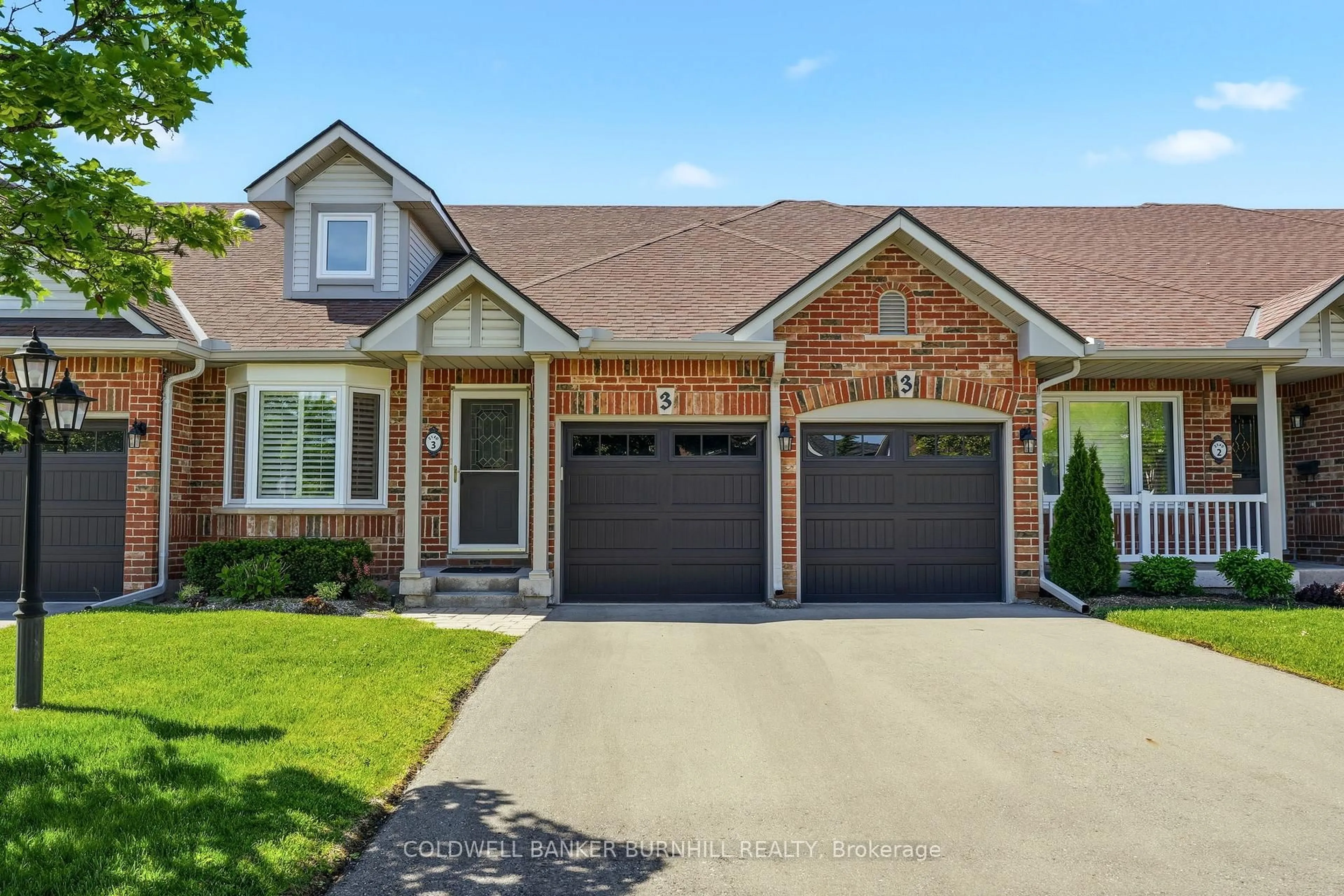 Home with brick exterior material, street for 2140 TURNBERRY Rd #3, Burlington Ontario L7M 4L8