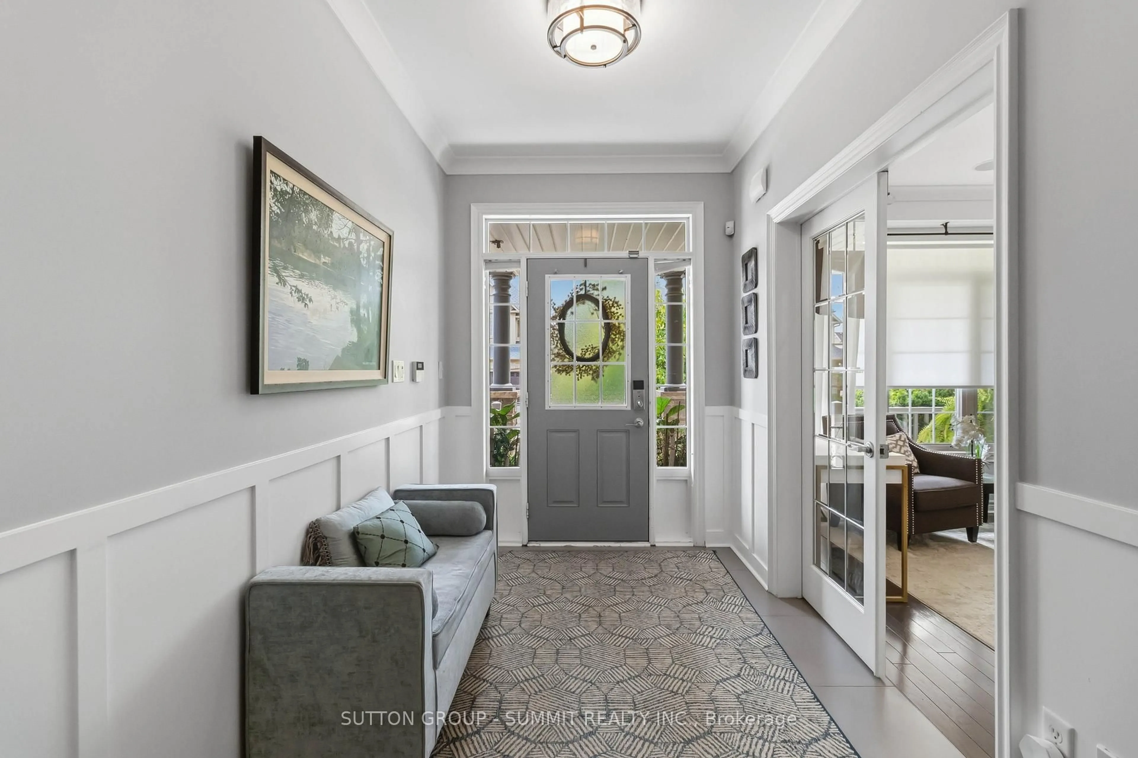 Indoor entryway for 3346 STOCKSBRIDGE Ave, Oakville Ontario L6M 0B5