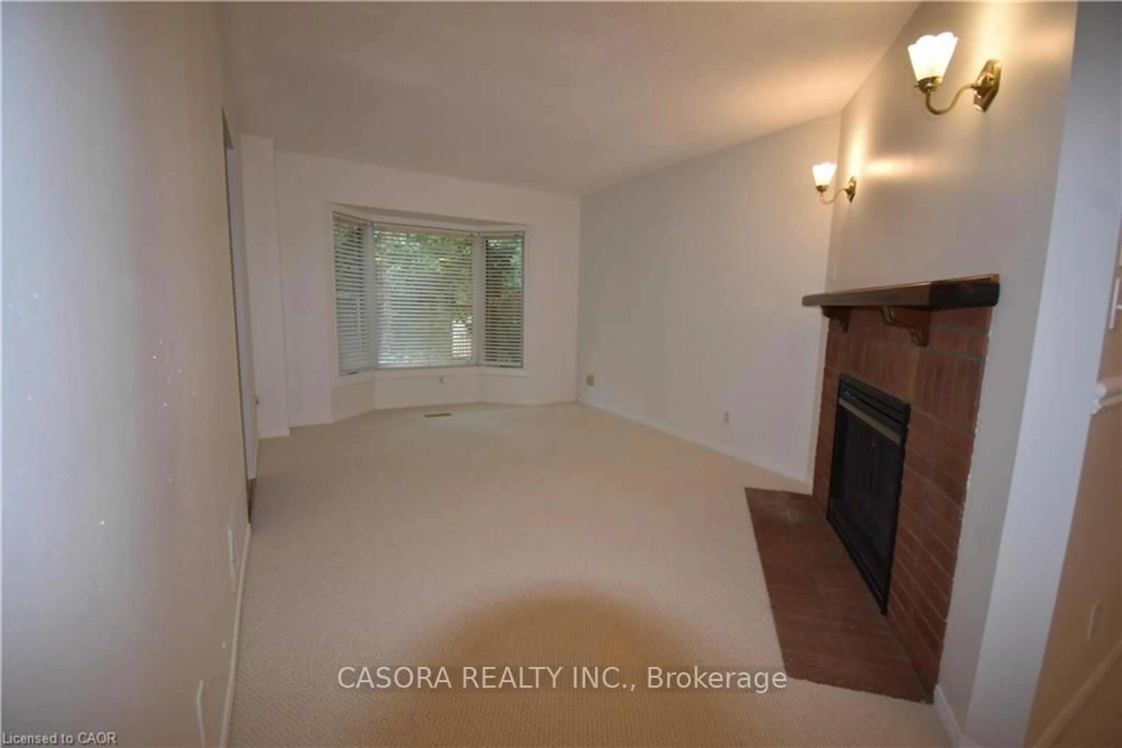 A pic of a room for 2230 WALKERS Line #25, Burlington Ontario L7M 3Y8