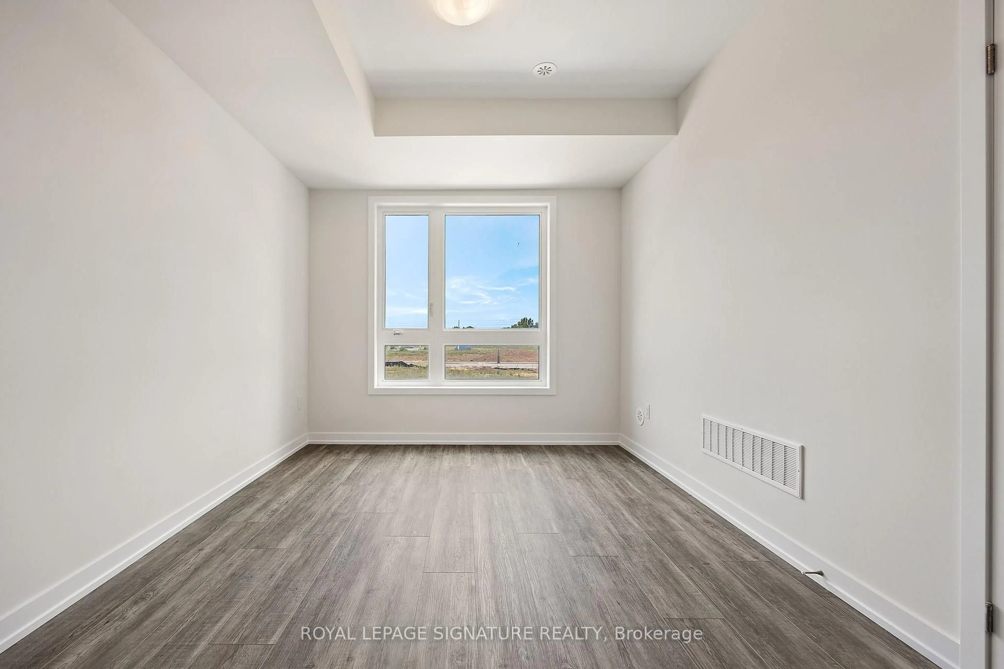 A pic of a room for 1353 Shevchenko Blvd, Oakville Ontario L6M 5R4