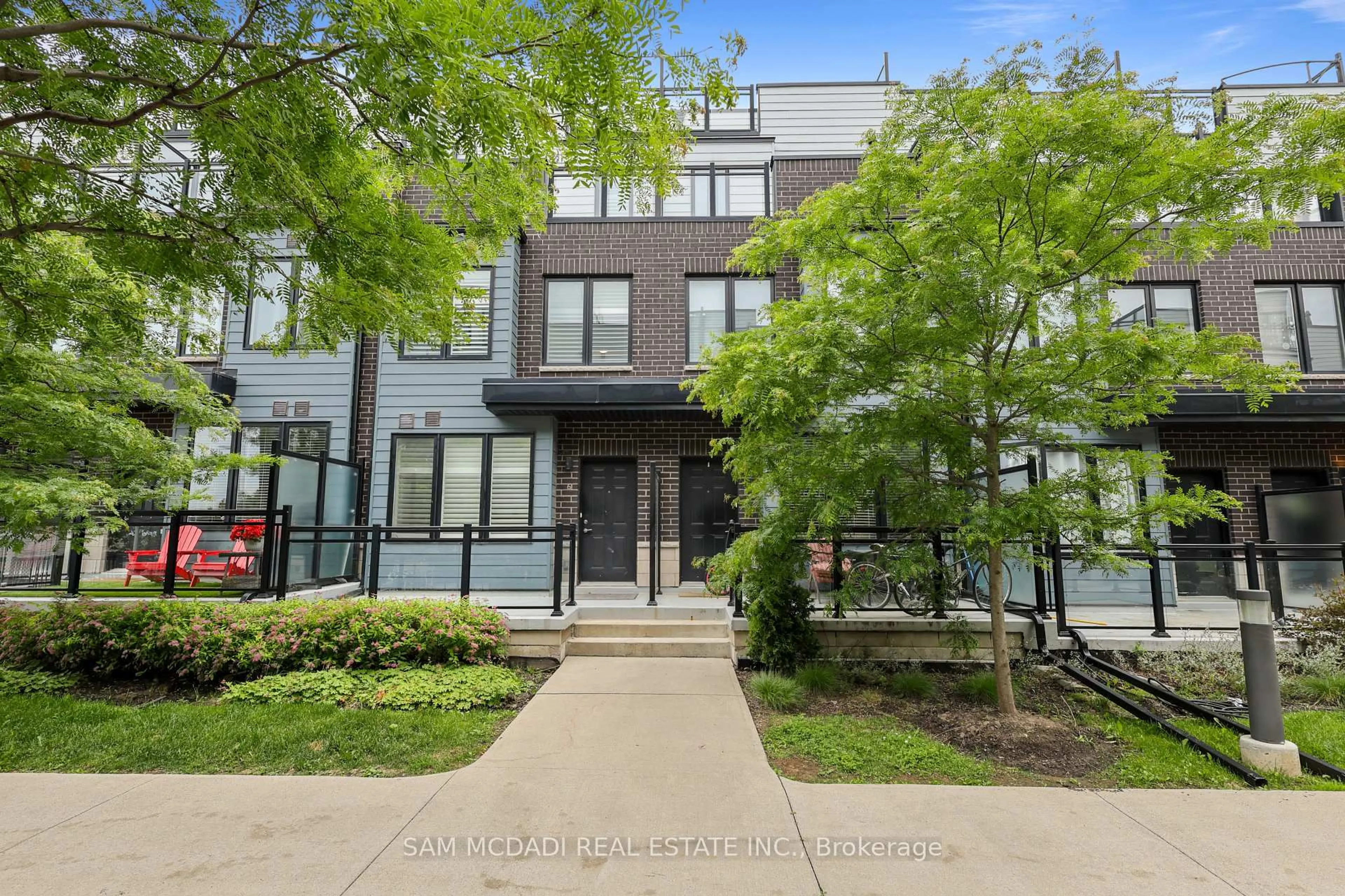 Unknown for 2285 Mcnab Lane #6, Mississauga Ontario L5J 0B3