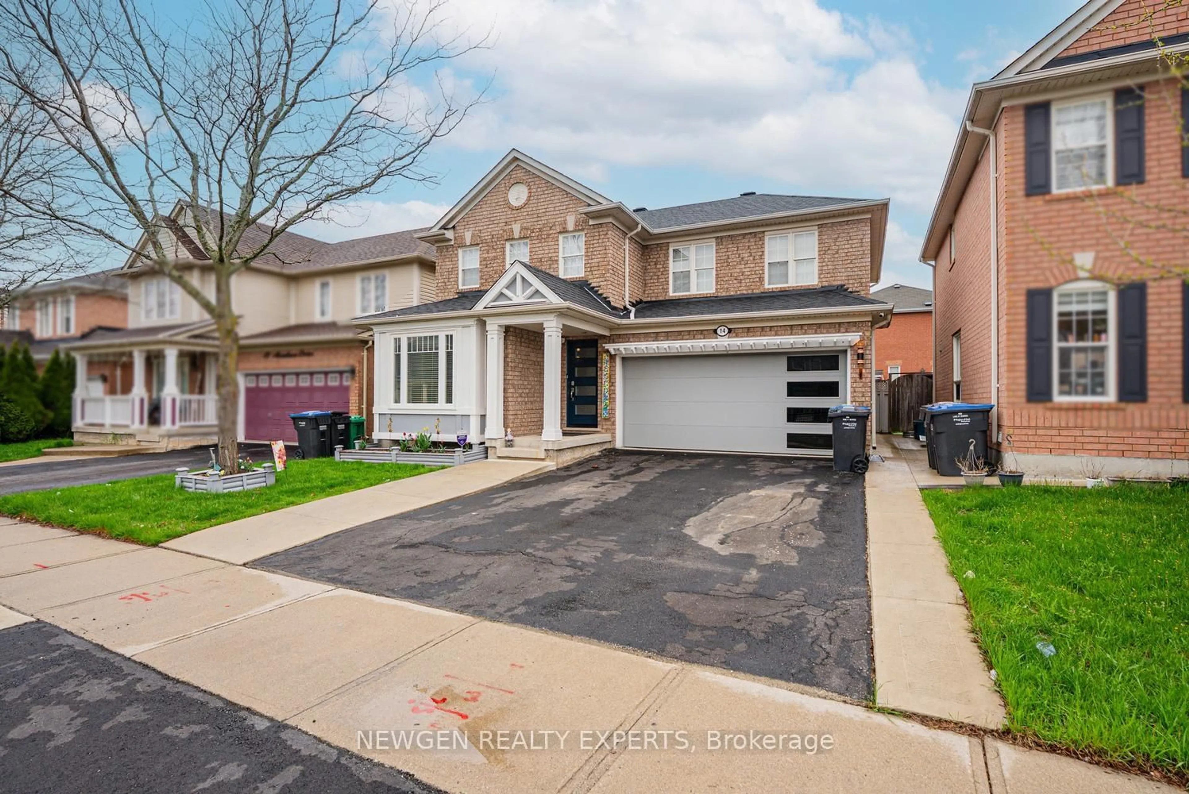 Home with brick exterior material, street for 14 Mendoza Dr, Brampton Ontario L7A 3M3