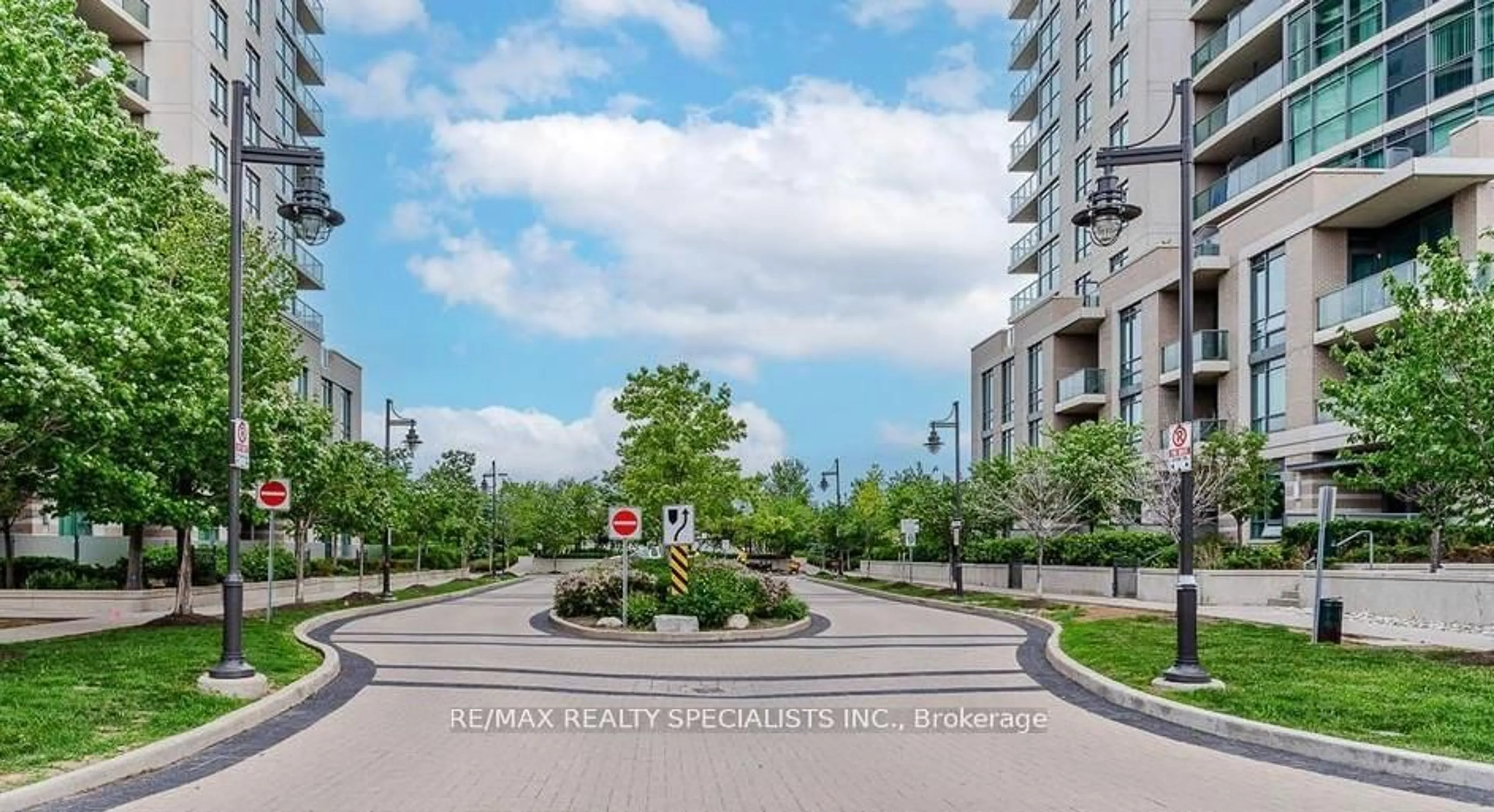 Unknown for 215 Sherway Gardens Rd #1205, Toronto Ontario M9C 0A4