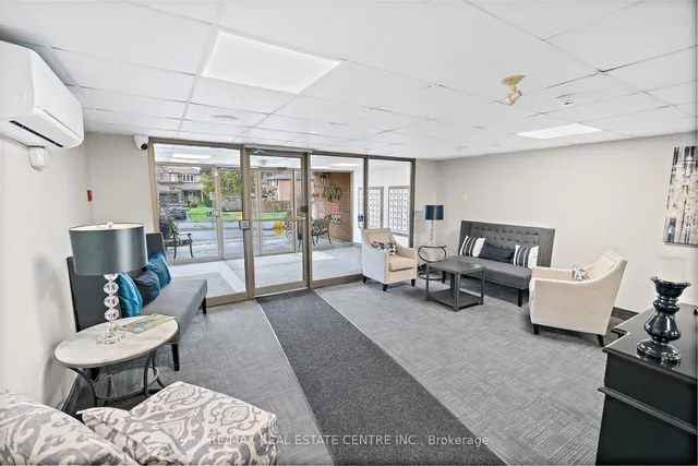 26 Hall Rd #406, Halton Hills 3
