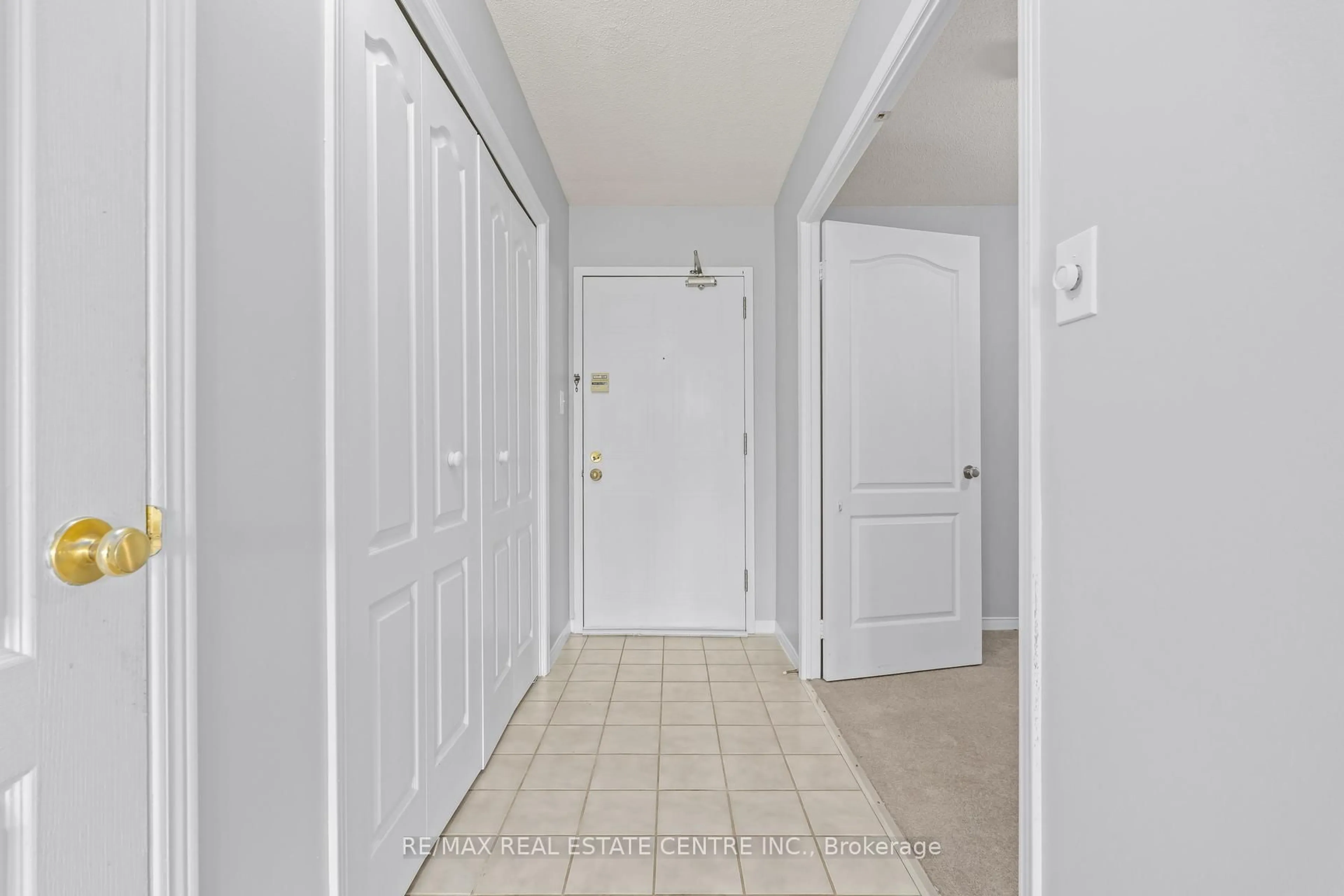 Unknown for 26 Hall Rd #406, Halton Hills Ontario L7G 0J8