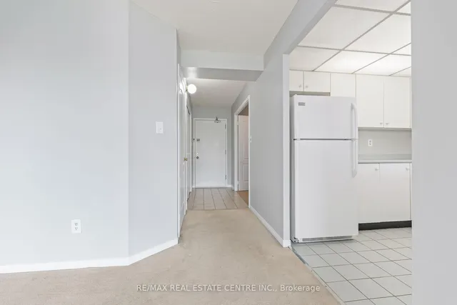 26 Hall Rd #406, Halton Hills 5