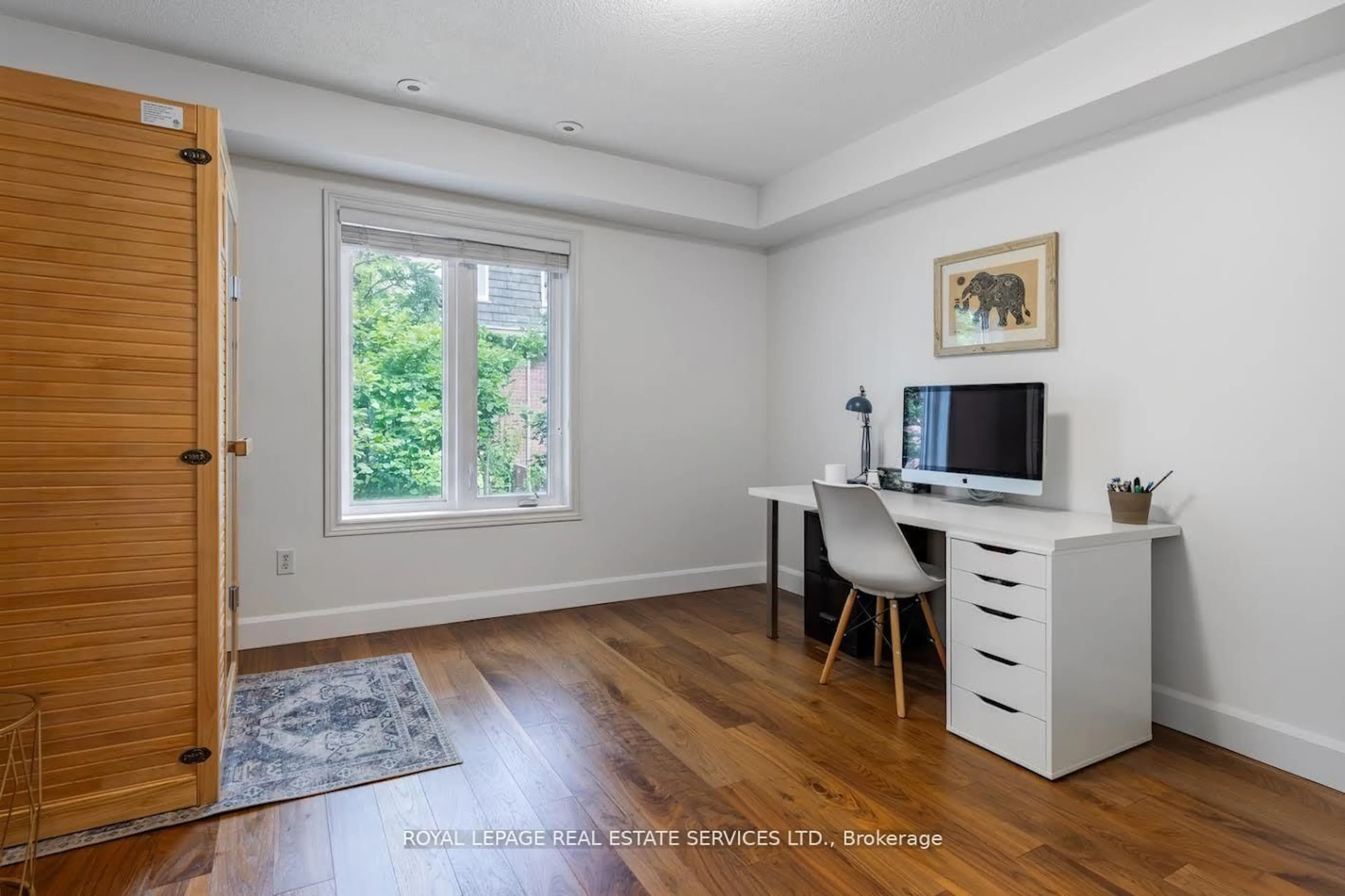 A pic of a room for 435 Hensall Circ #49, Mississauga Ontario L5A 4P1