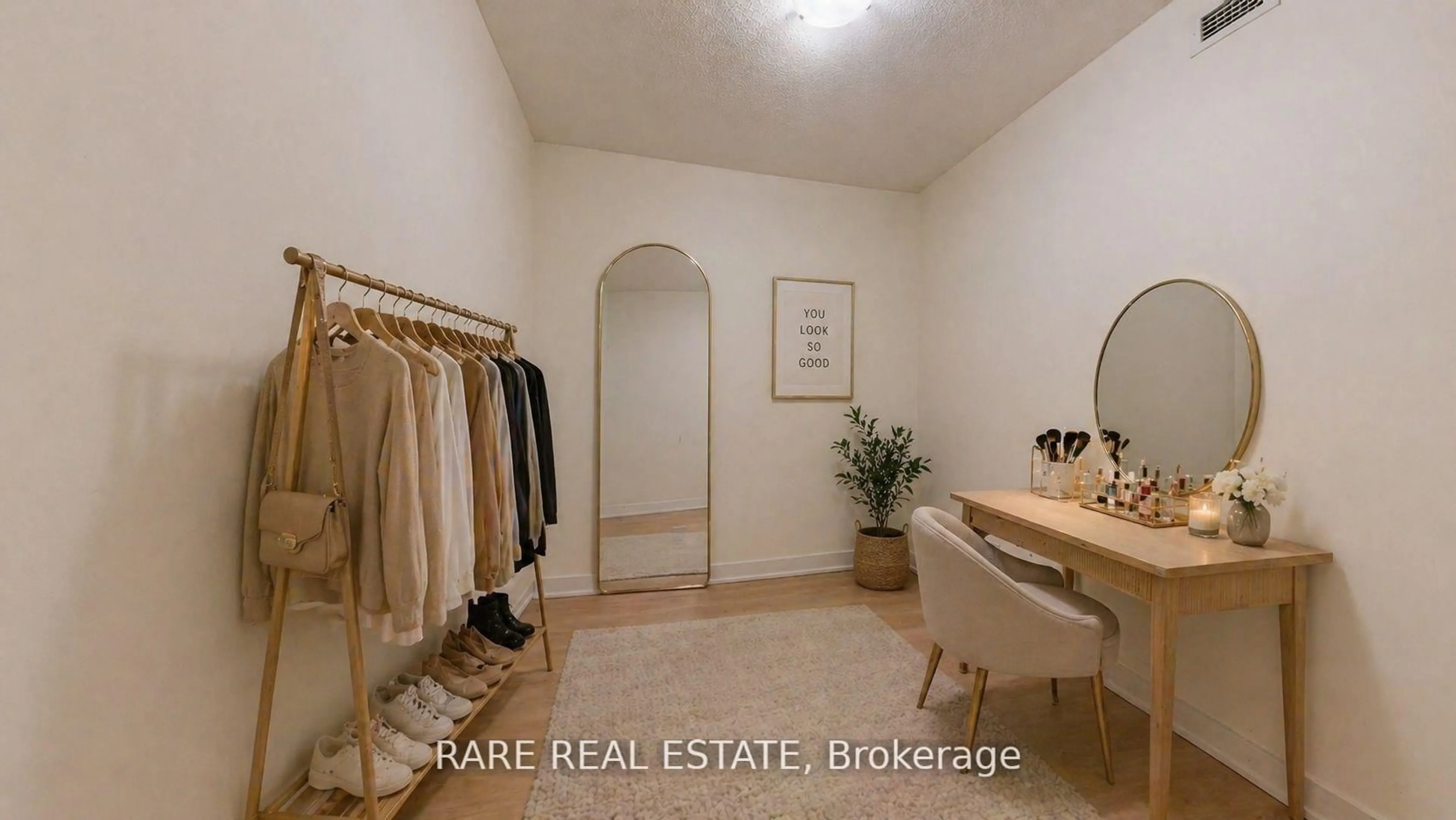 Storage room or clothes room or walk-in closet for 1638 Bloor St #607, Toronto Ontario M6P 0A6