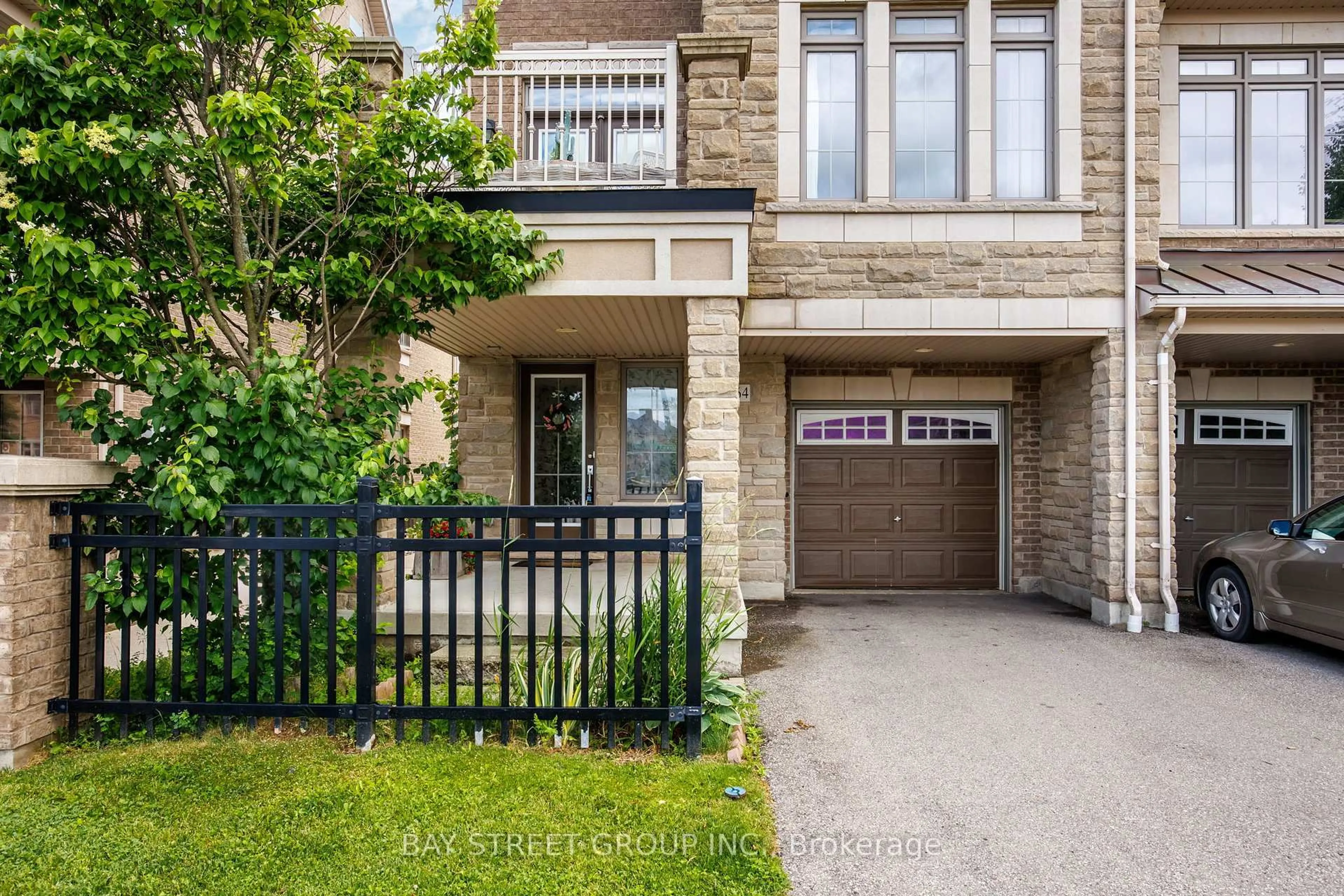 Unknown for 2564 Grand Oak Tr, Oakville Ontario L6M 0S4
