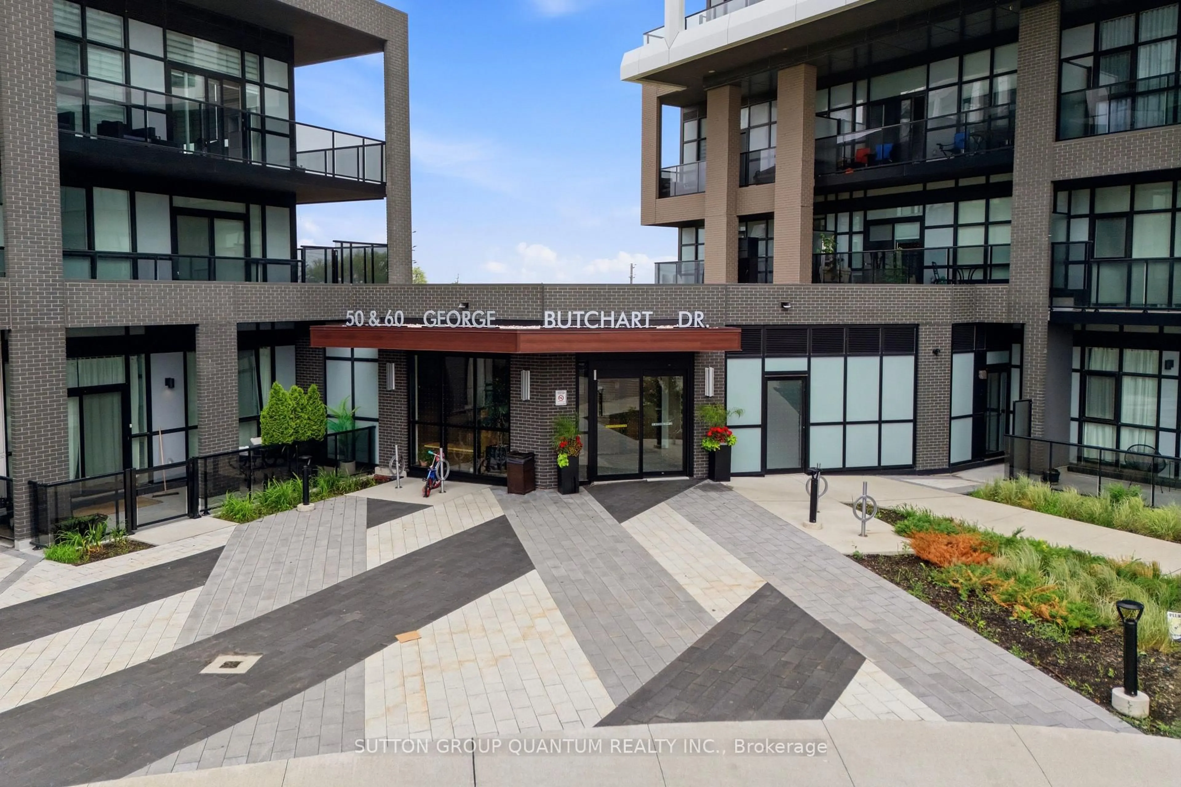 Indoor foyer for 50 George Butchart Dr #407, Toronto Ontario M3K 1Y2