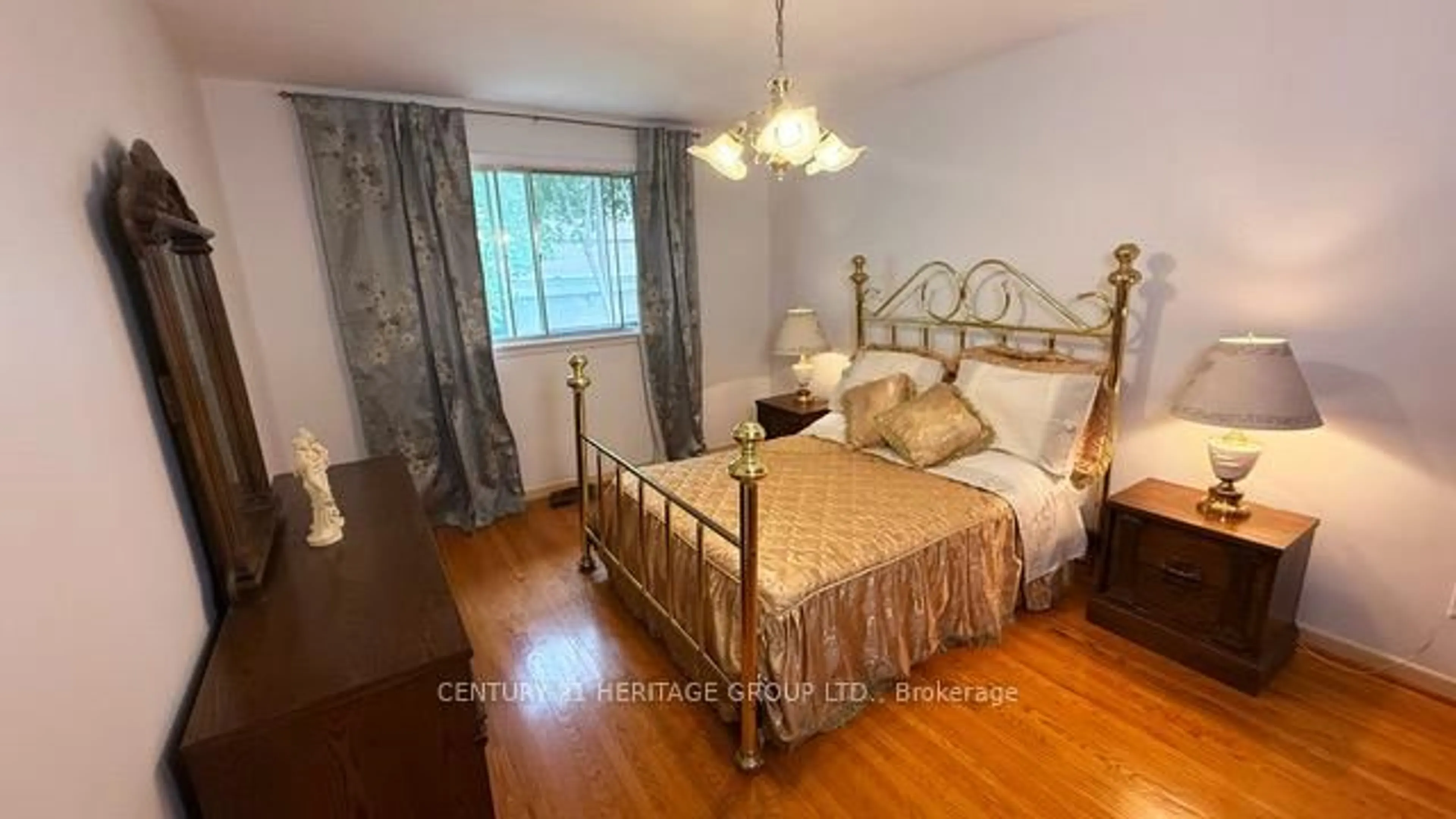 Bedroom with bed, wood/laminate floor for 37 Gambello Cres, Toronto Ontario M3J 1W2