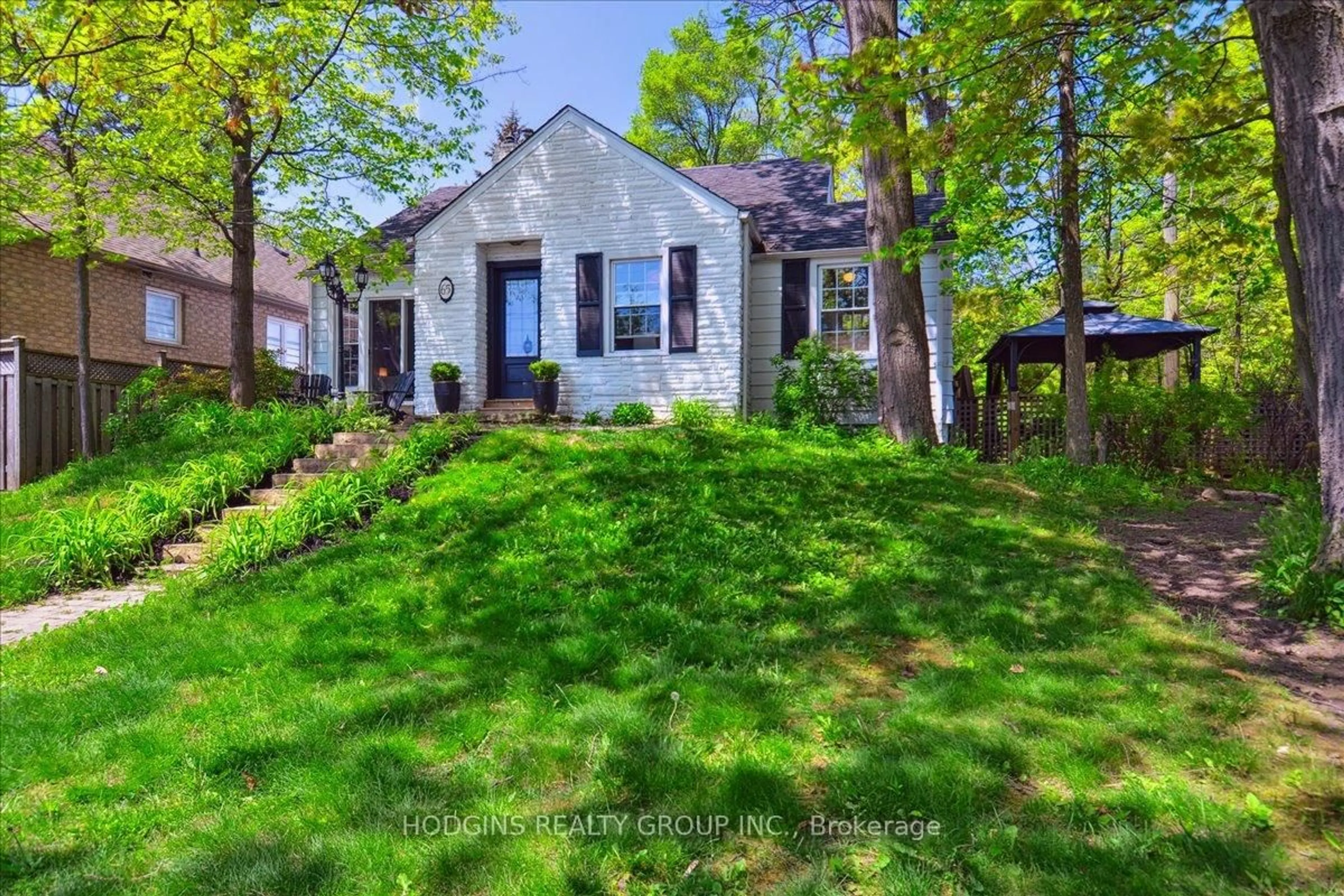 Unknown for 65 Mineola Rd, Mississauga Ontario L5G 2E4