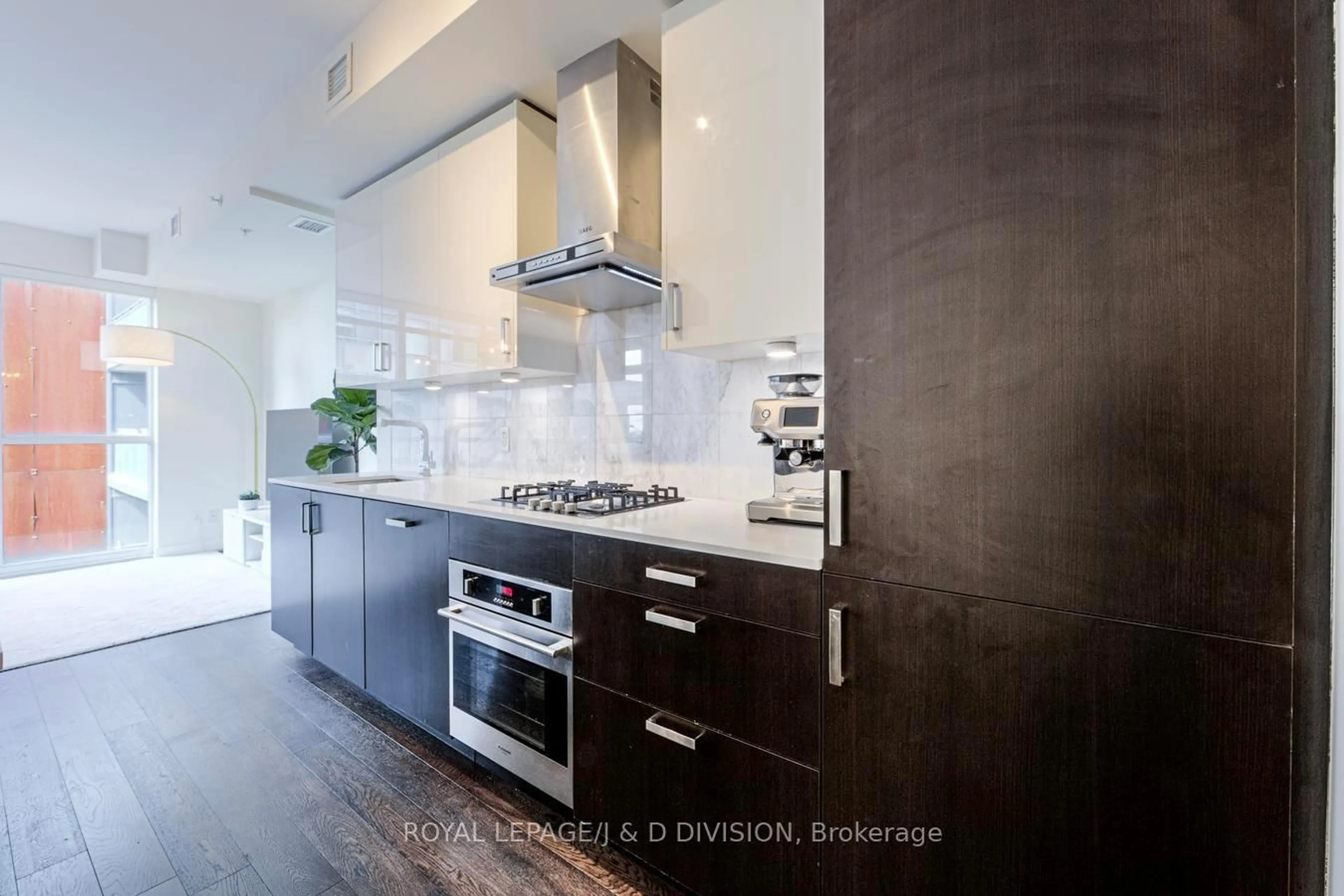 Contemporary kitchen, wood/laminate floor for 36 Howard Park Ave #503, Toronto Ontario M6R 0A5