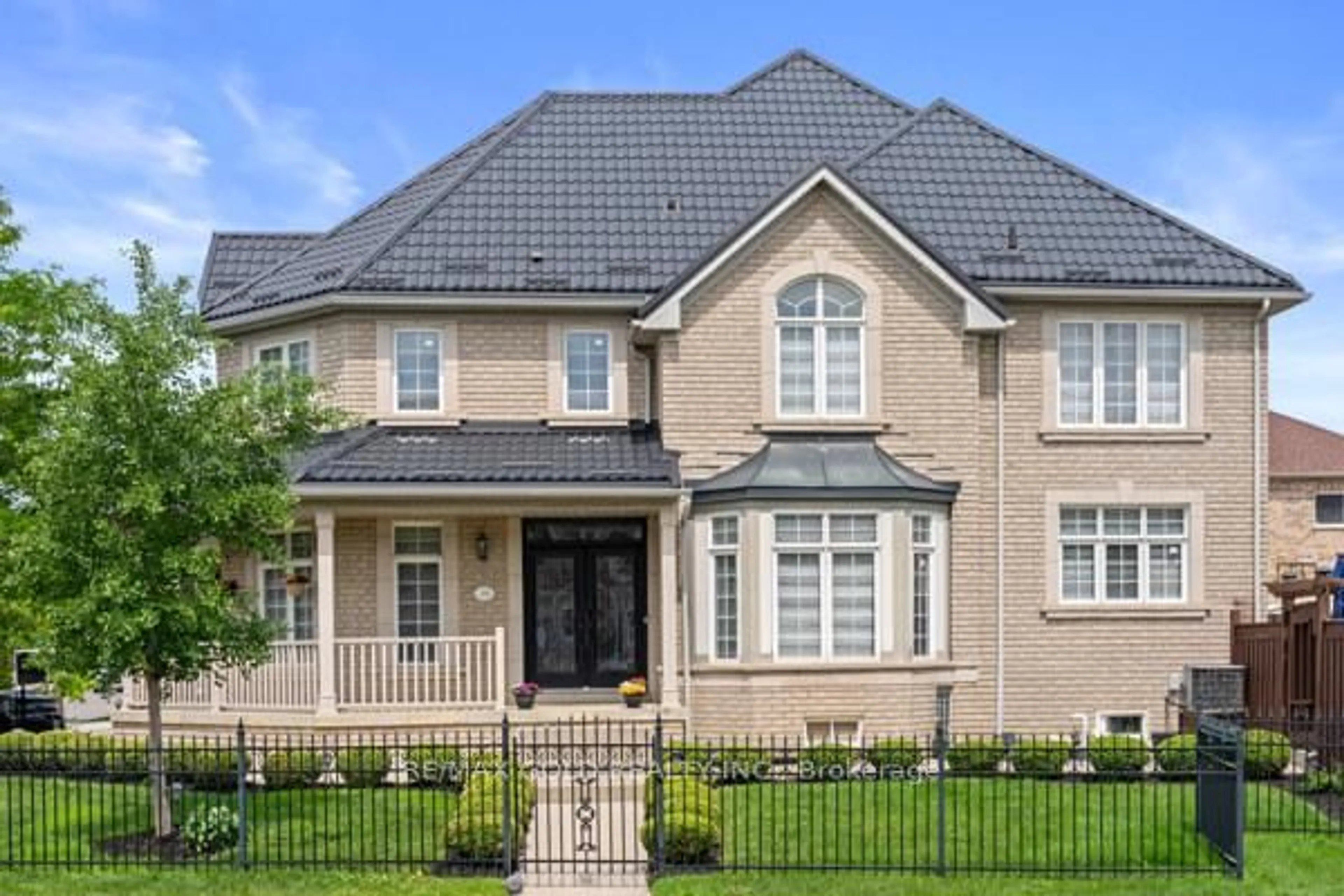 Home with brick exterior material, street for 39 Trailhead Cres, Brampton Ontario L6R 3H2