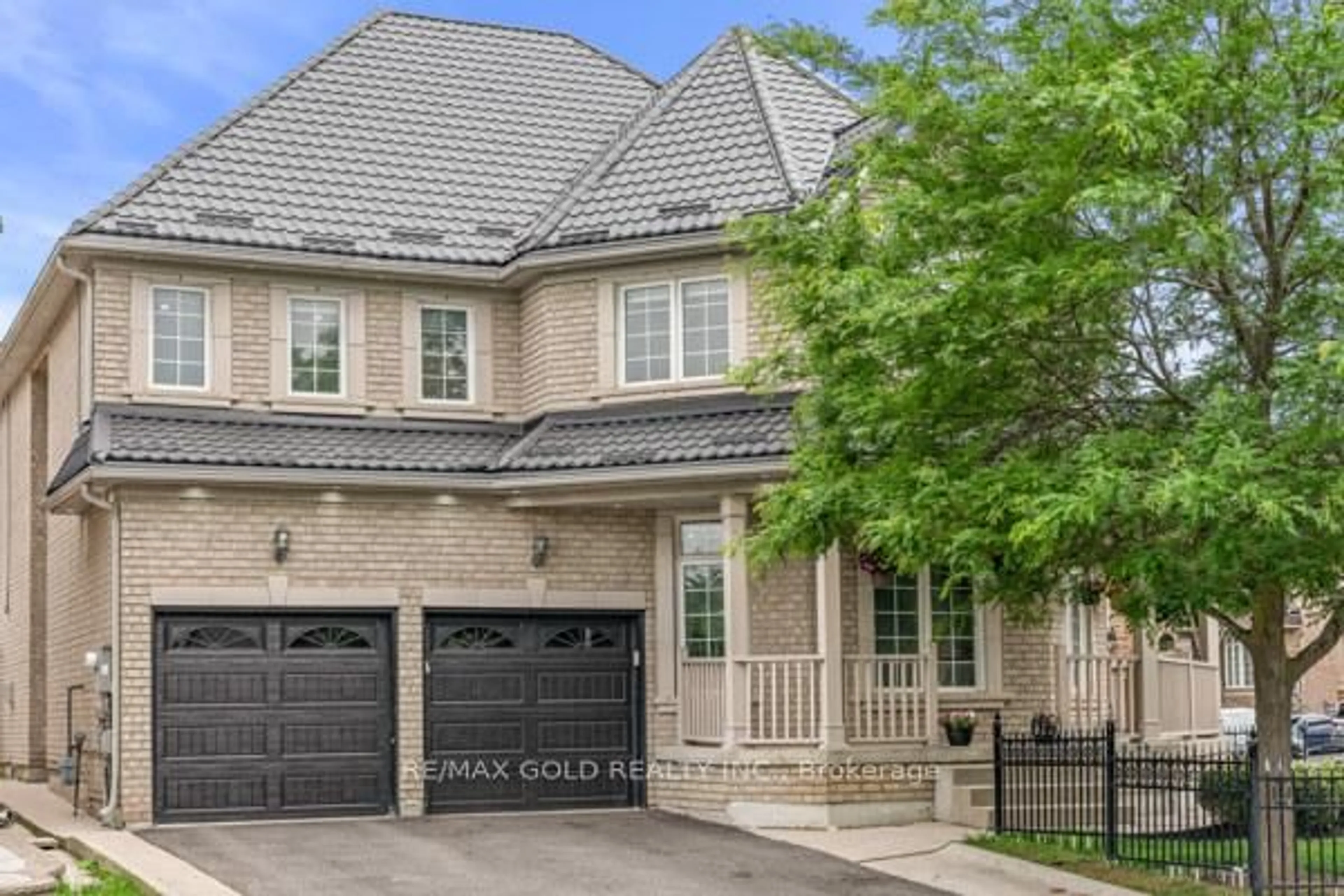 Home with brick exterior material, street for 39 Trailhead Cres, Brampton Ontario L6R 3H2