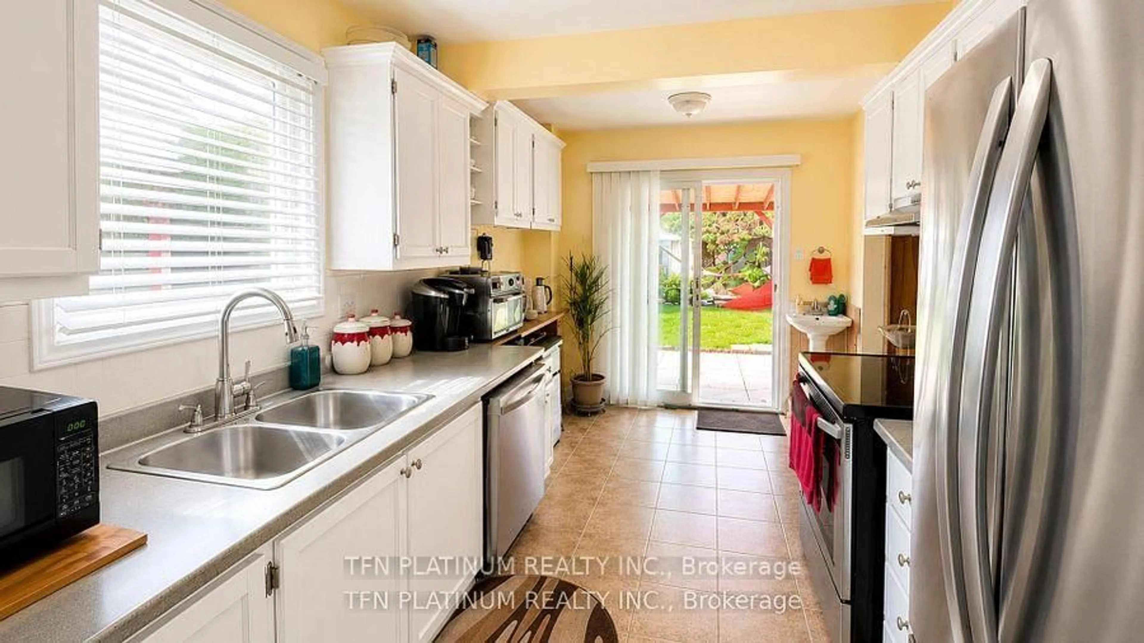 Unknown for 59 Martindale Cres, Brampton Ontario L6X 2V7