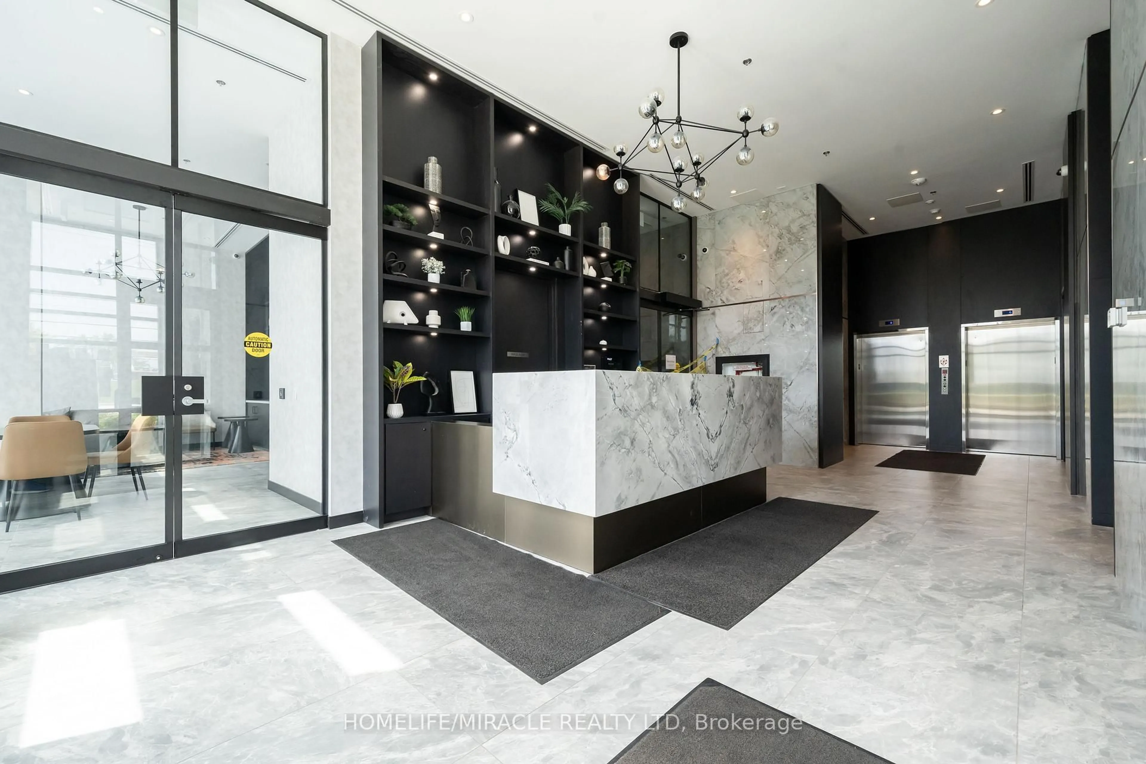 Lobby for 3005 Pine Glen Rd #220, Oakville Ontario L6M 4C1